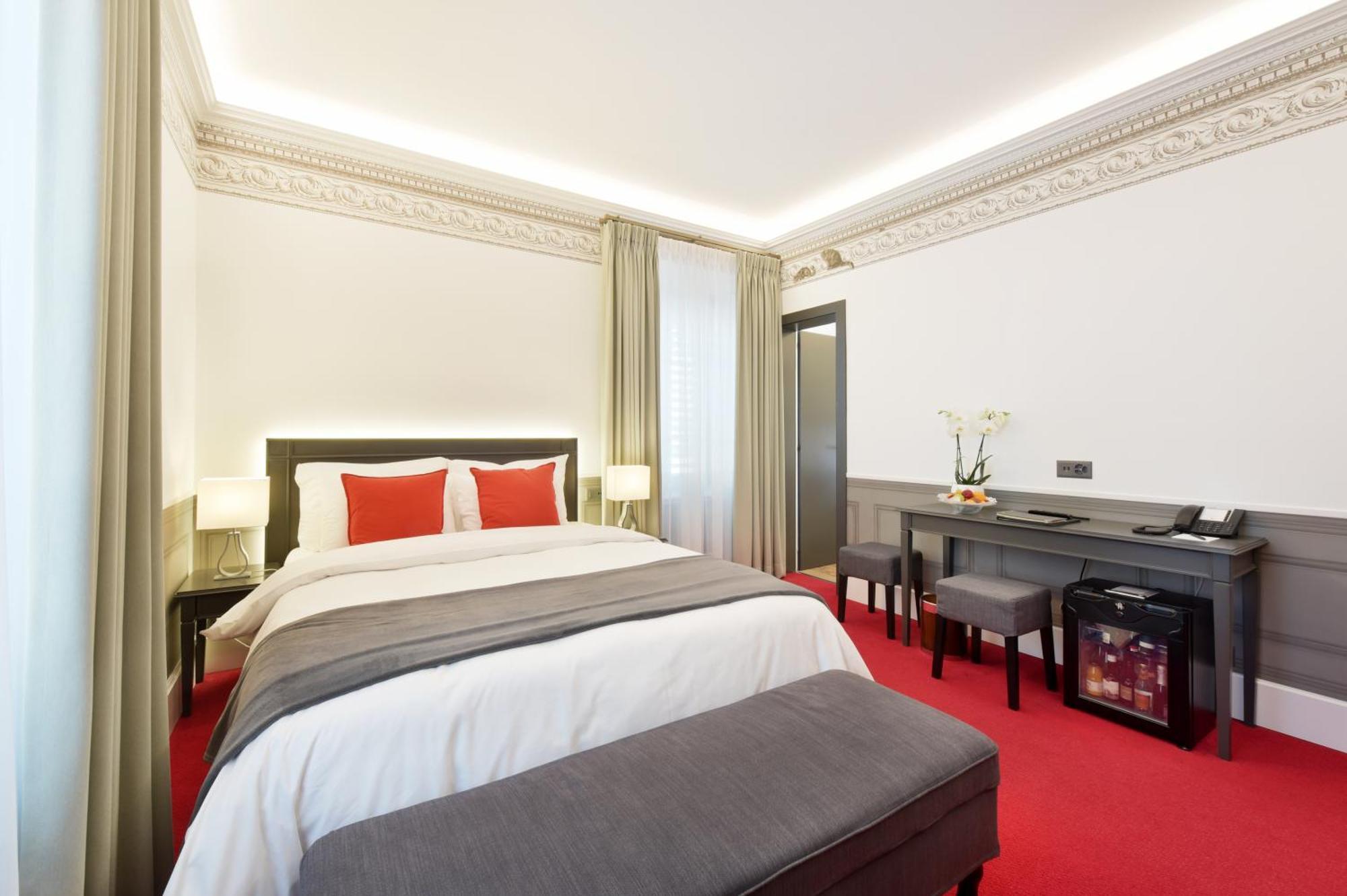 Superior Doppel- oder Zweibettzimmer mit Stadtblick