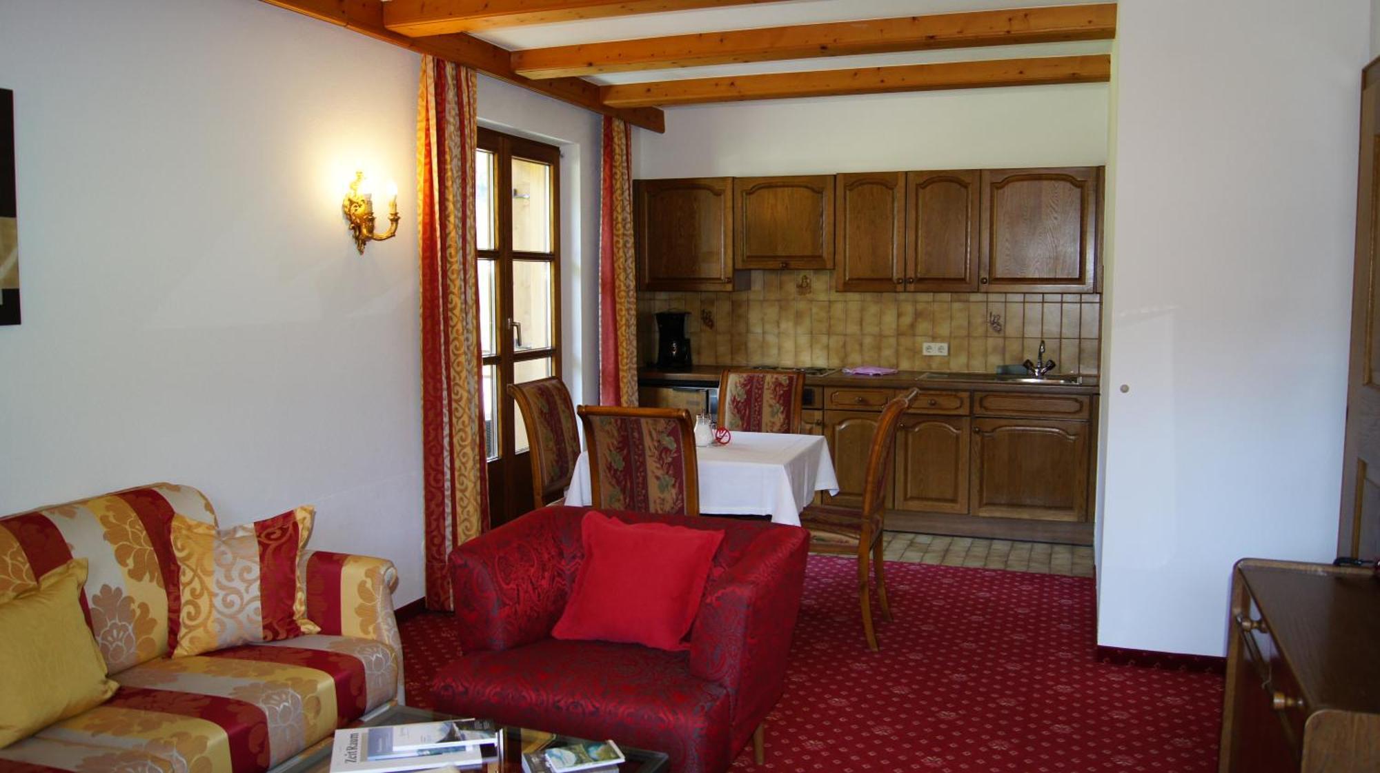 Apartment mit Balkon
