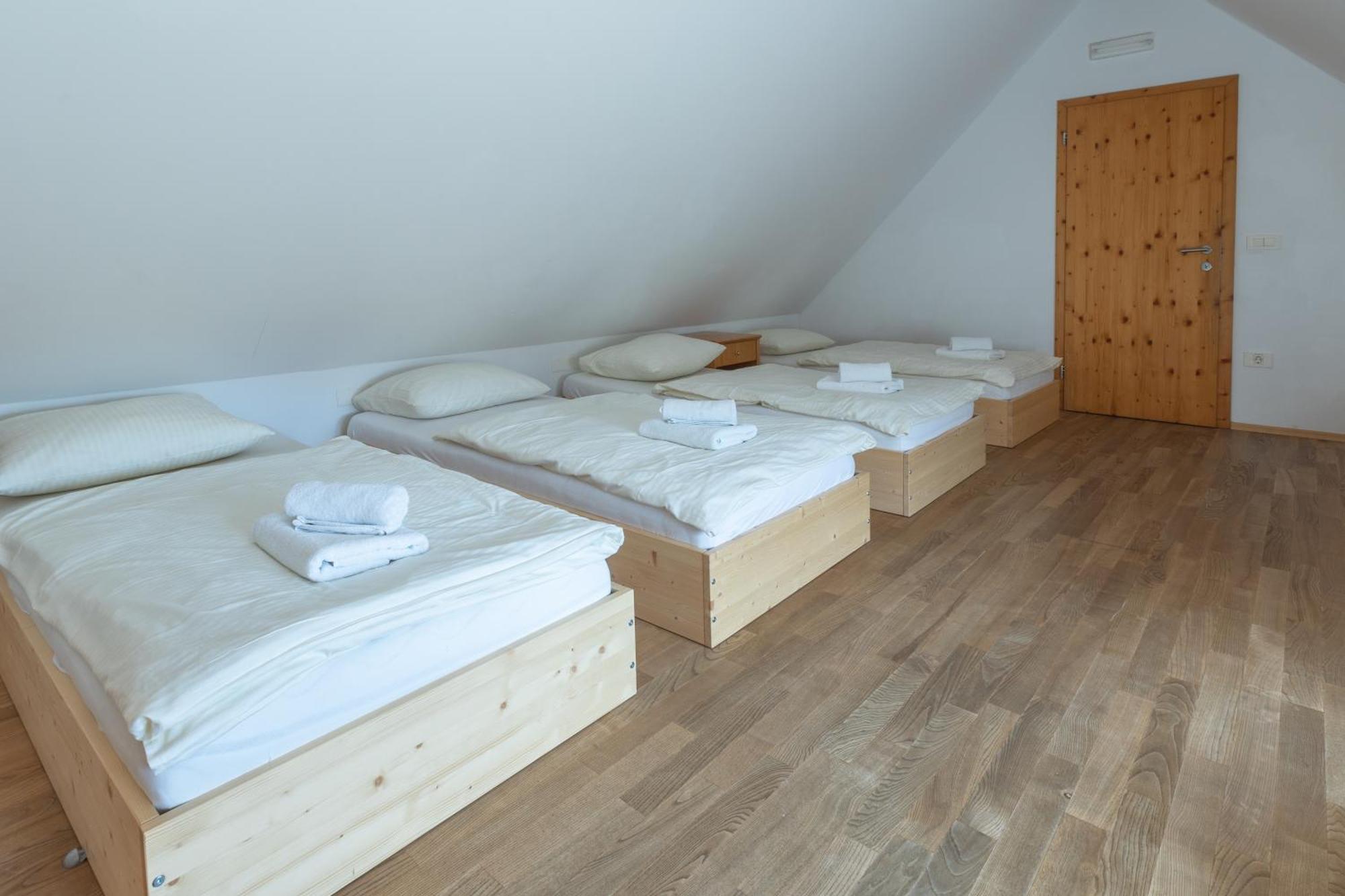 Gemischter Schlafsaal mit 6 Betten