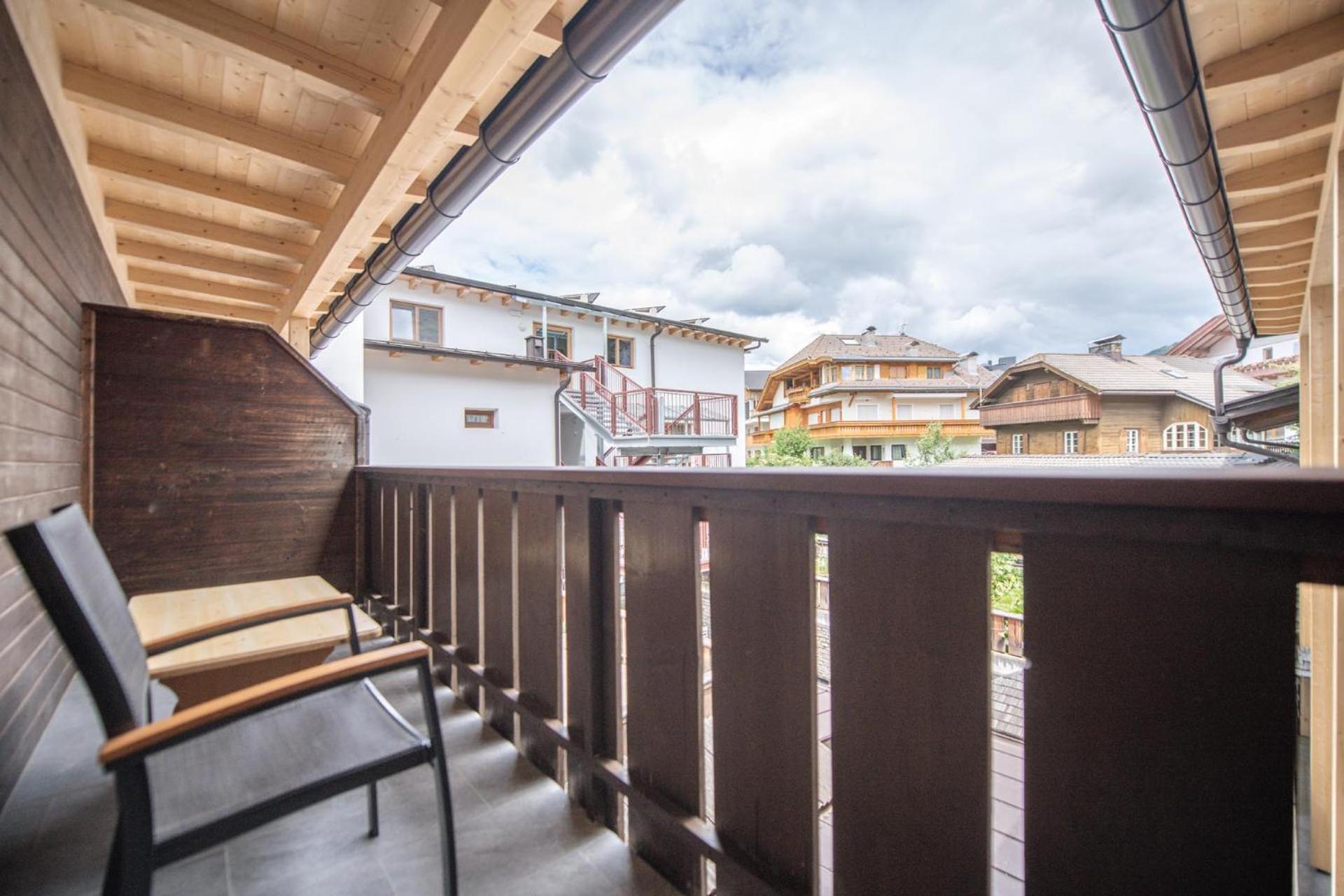 Einzelzimmer mit Balkon