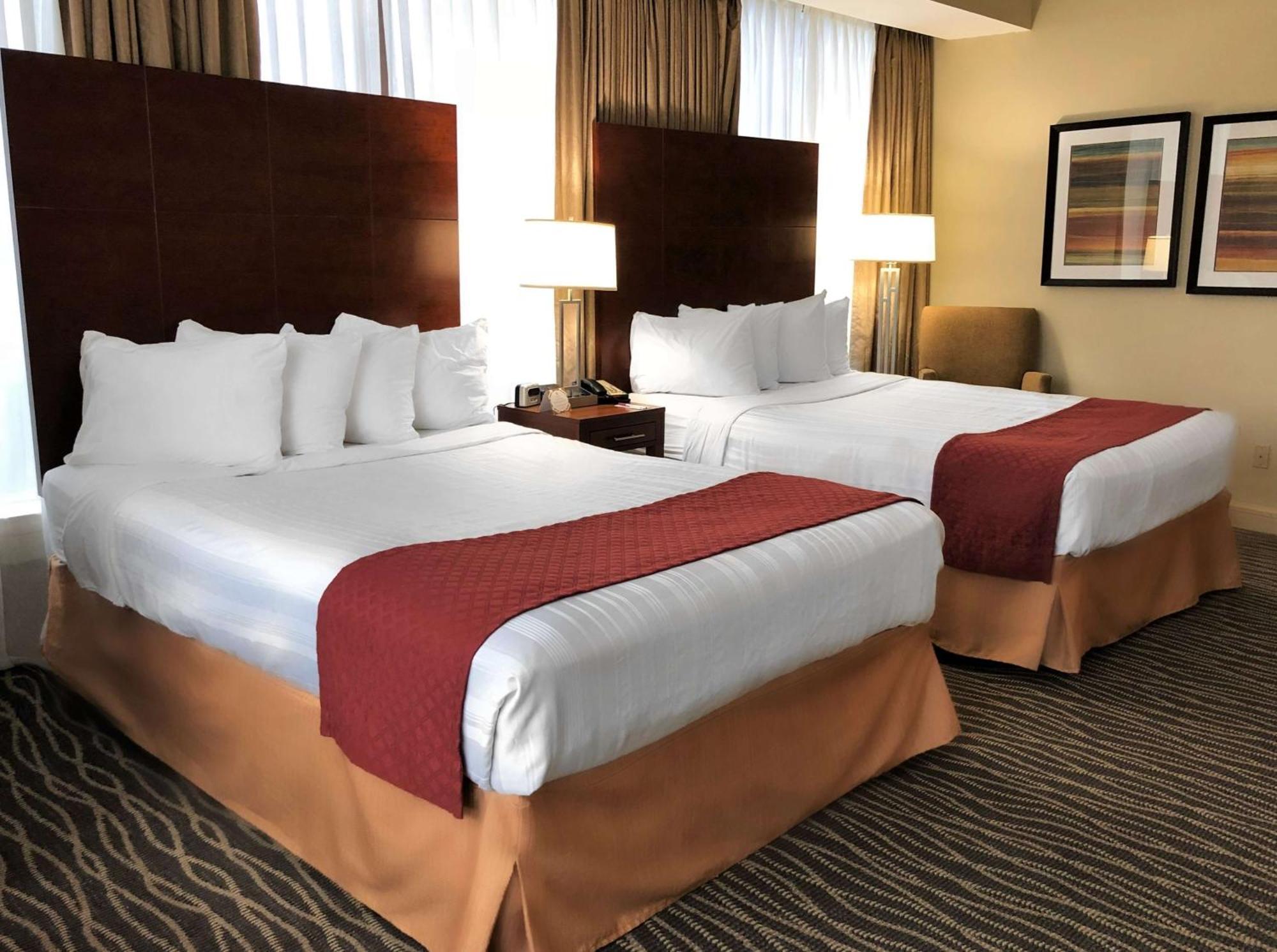 Queen Room Two Queen Beds City View