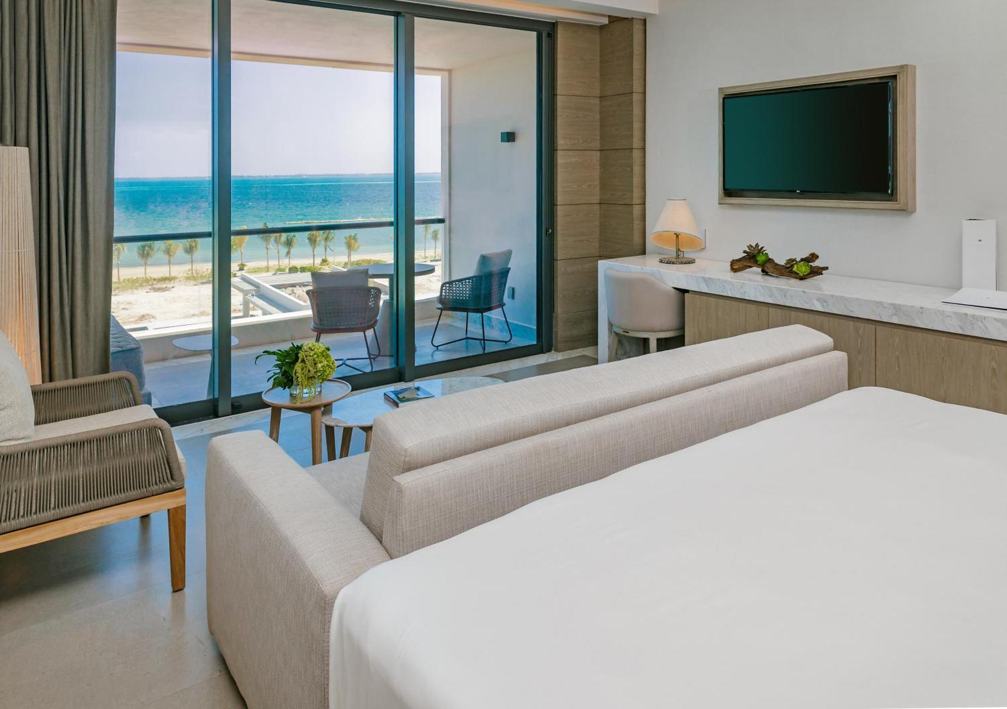 Euphoria Corner Suite mit Kingsize-Bett und Meerblick