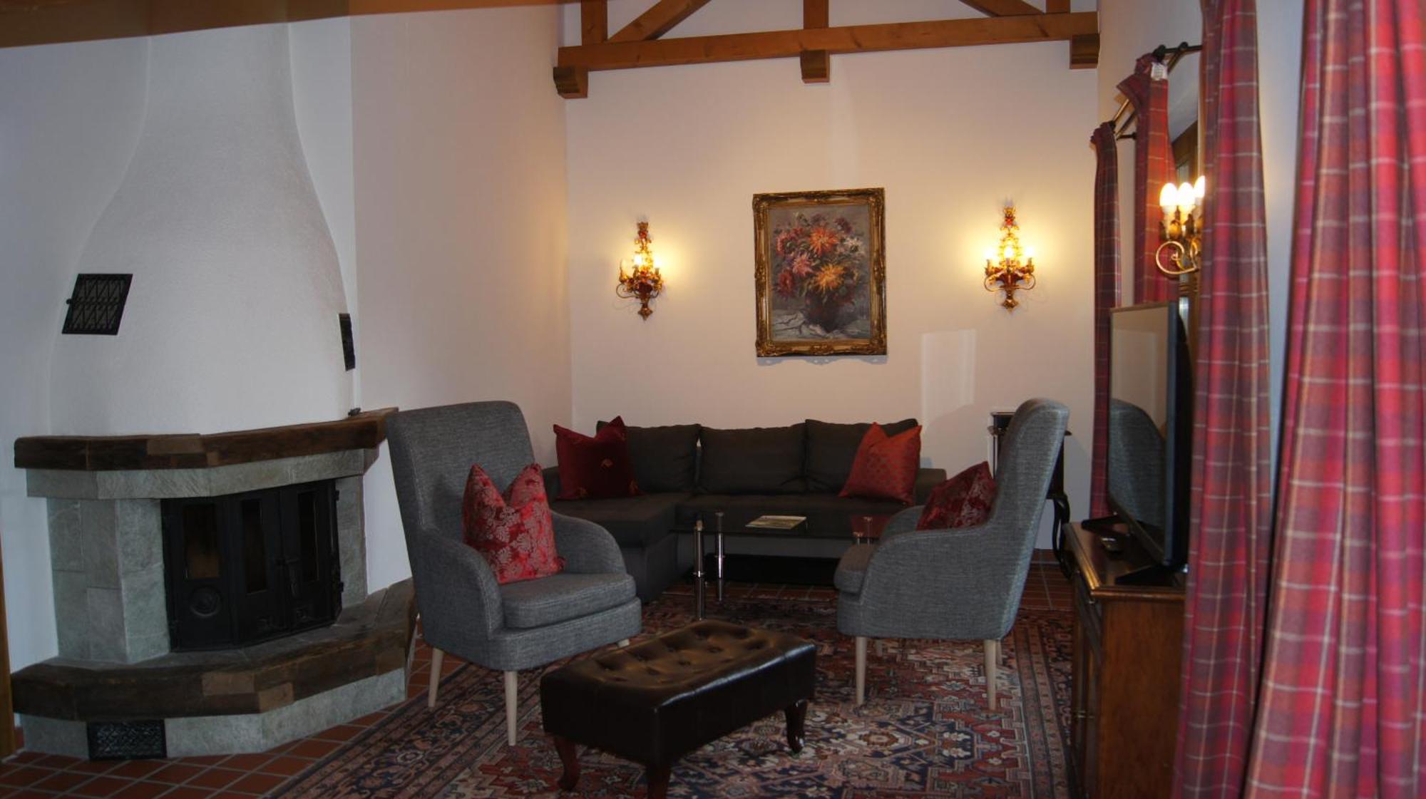 Deluxe Apartment