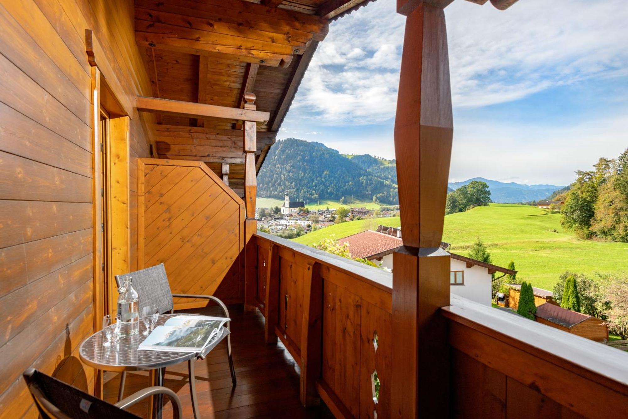 Doppelzimmer mit Balkon