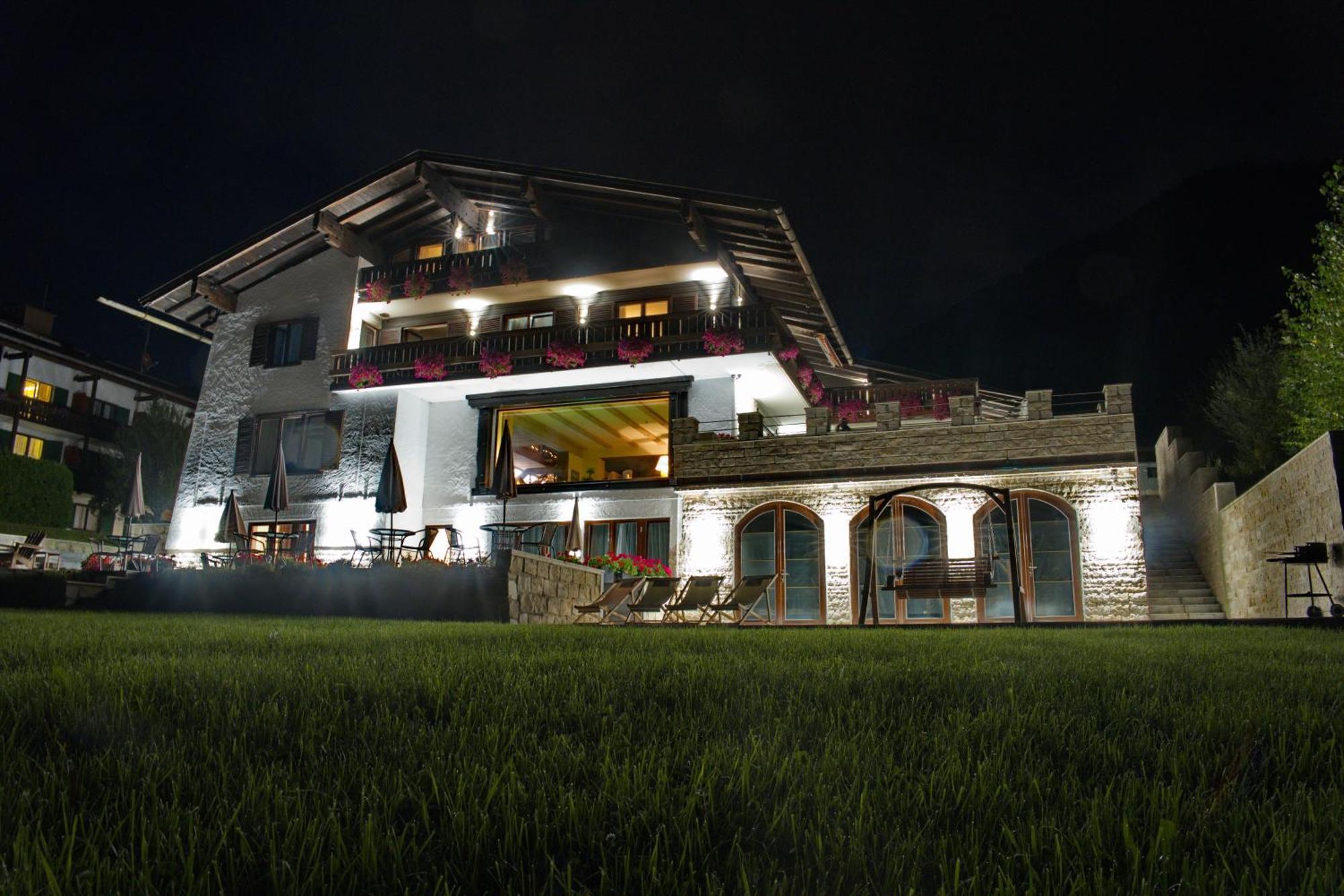 Familienzimmer mit Terrasse