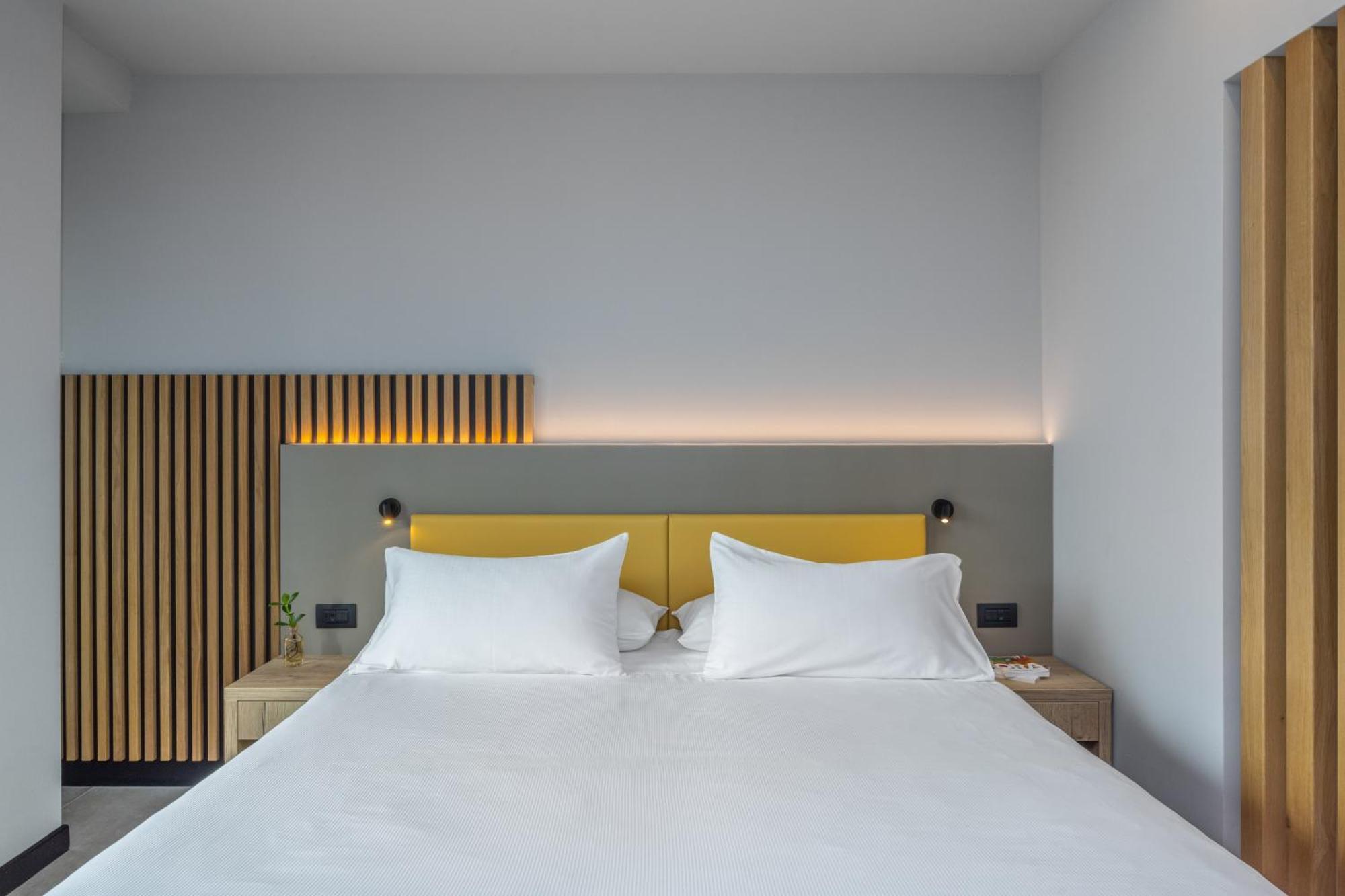 Großes Deluxe Doppelzimmer mit Terrasse