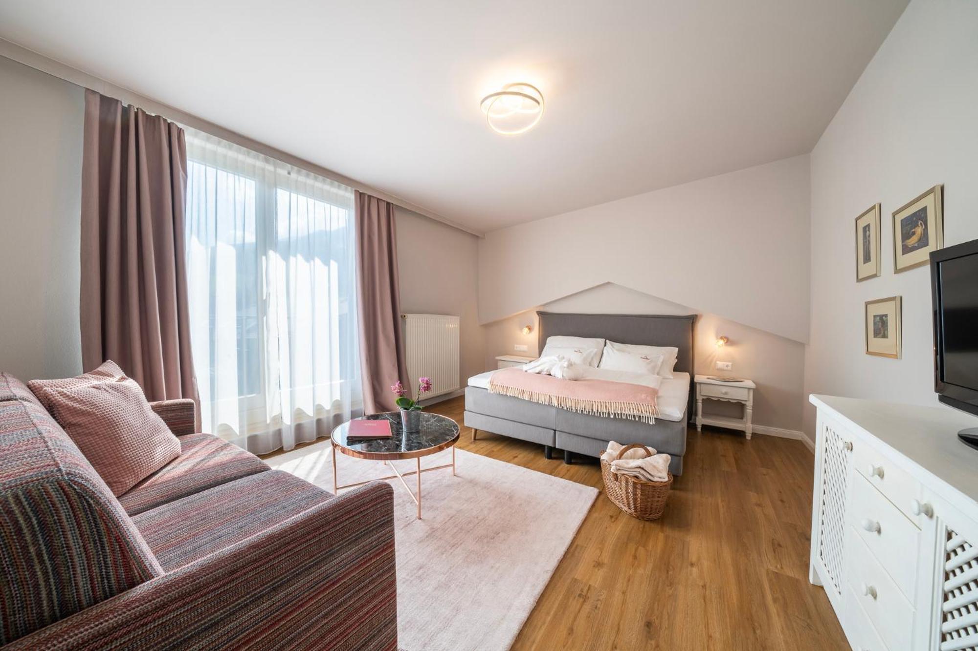 Großes Doppelzimmer