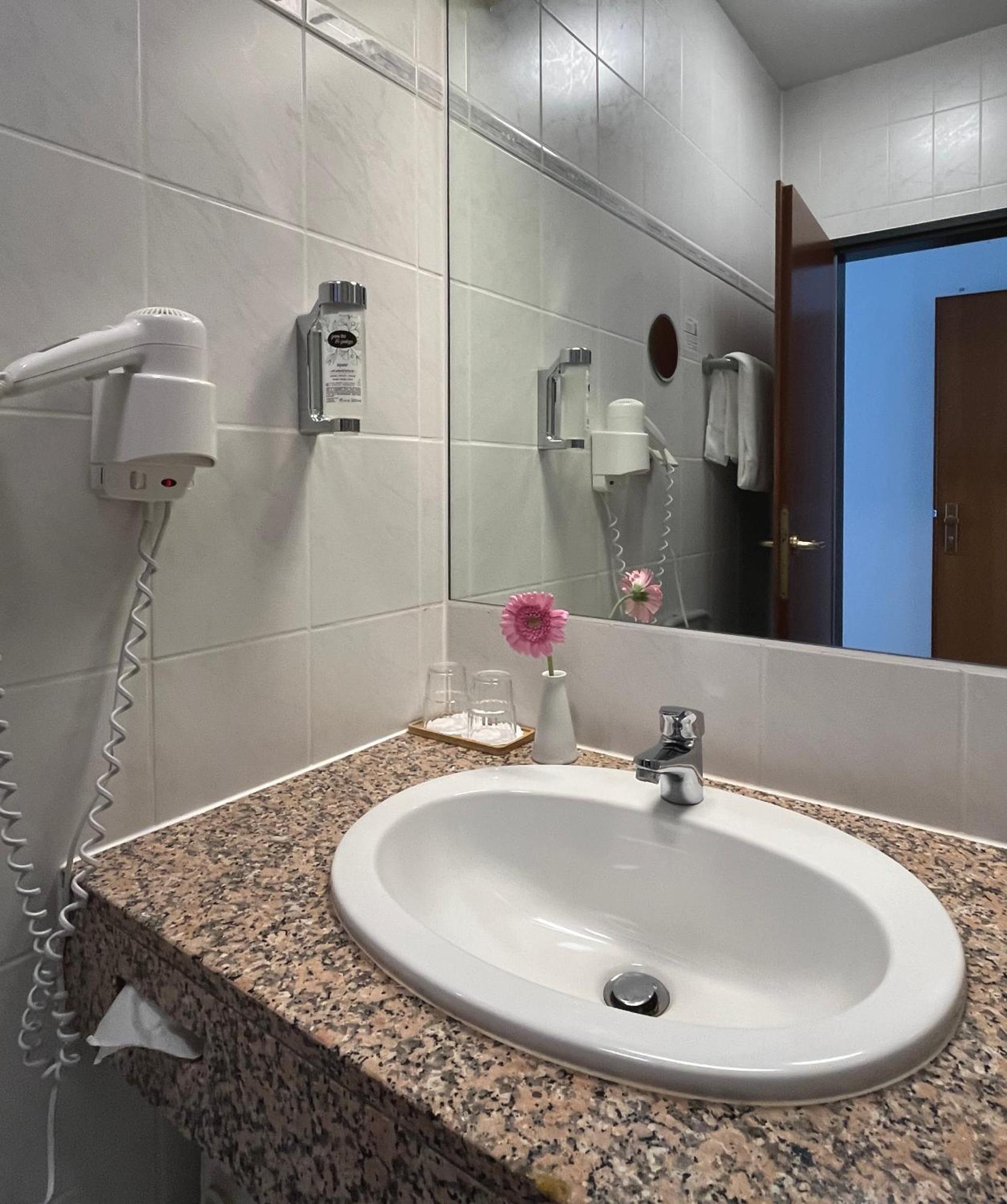 Standard Doppelzimmer SensBase