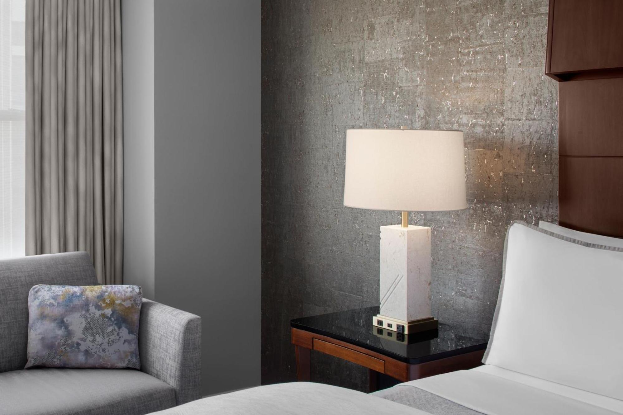 Traditionelles Zimmer mit 1 Kingsize-Bett
