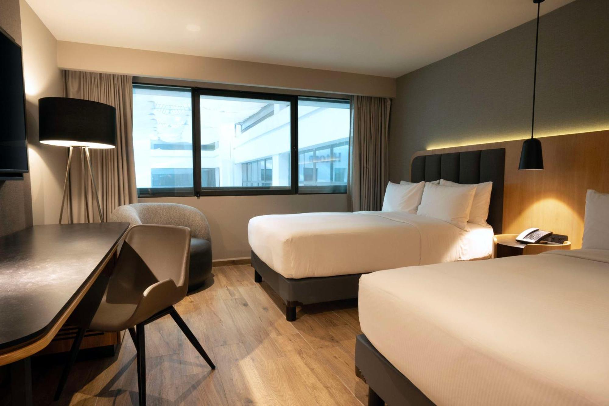 Doppelzimmer mit 2 Doppelbetten
