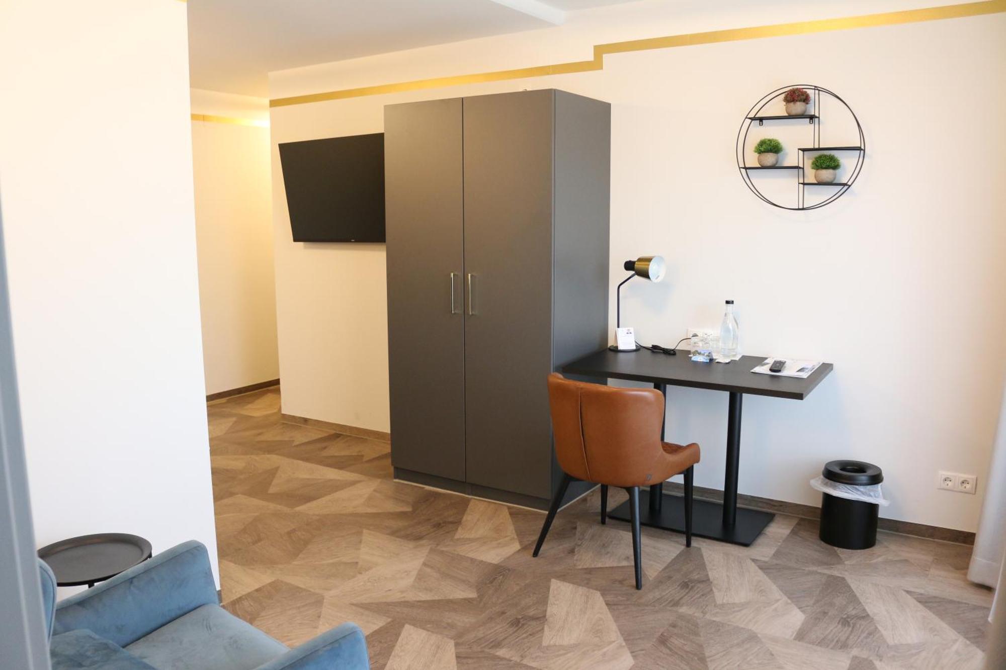 Deluxe Junior Suite