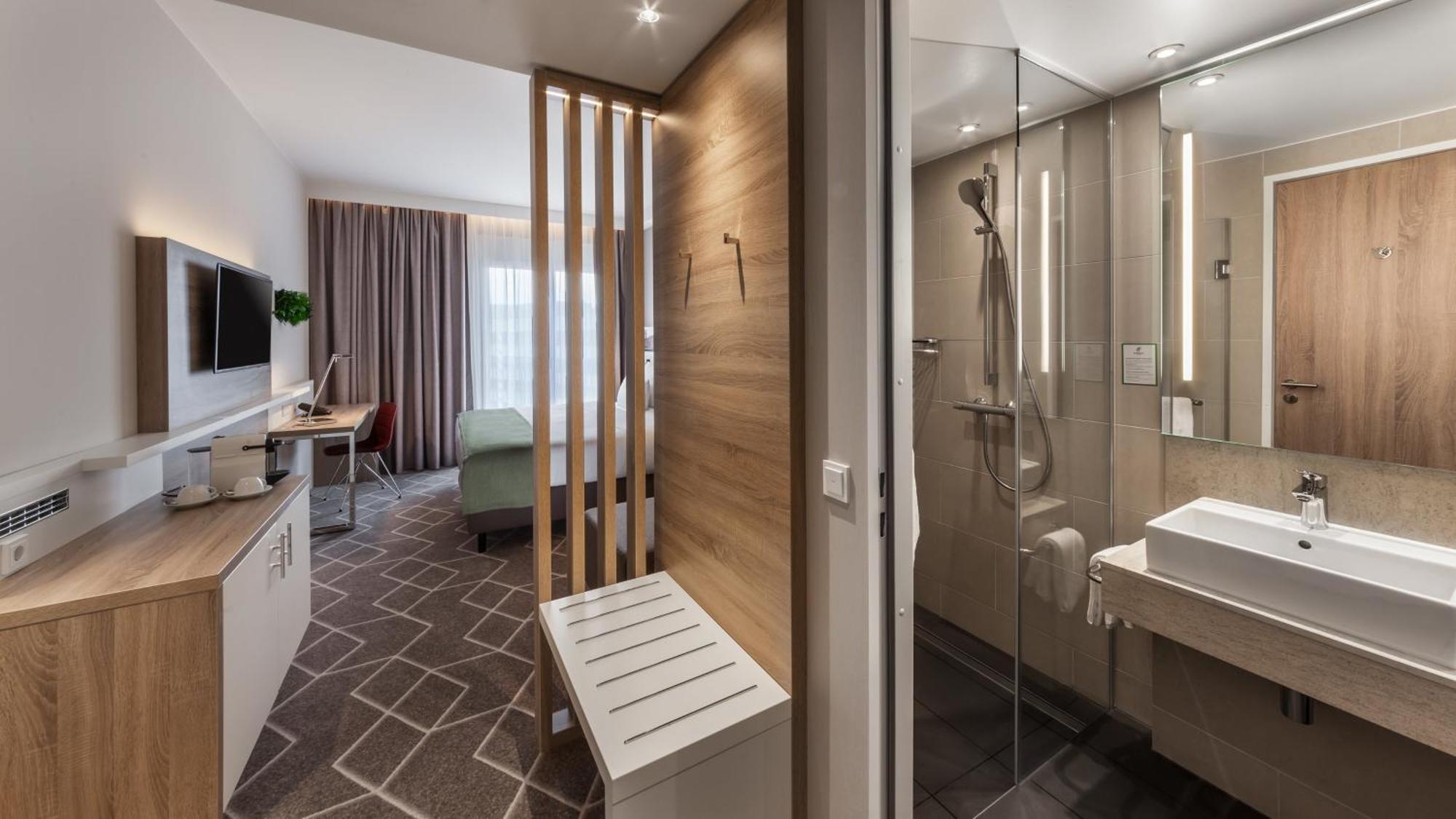 Standard Eckzimmer mit Kingsize-Bett
