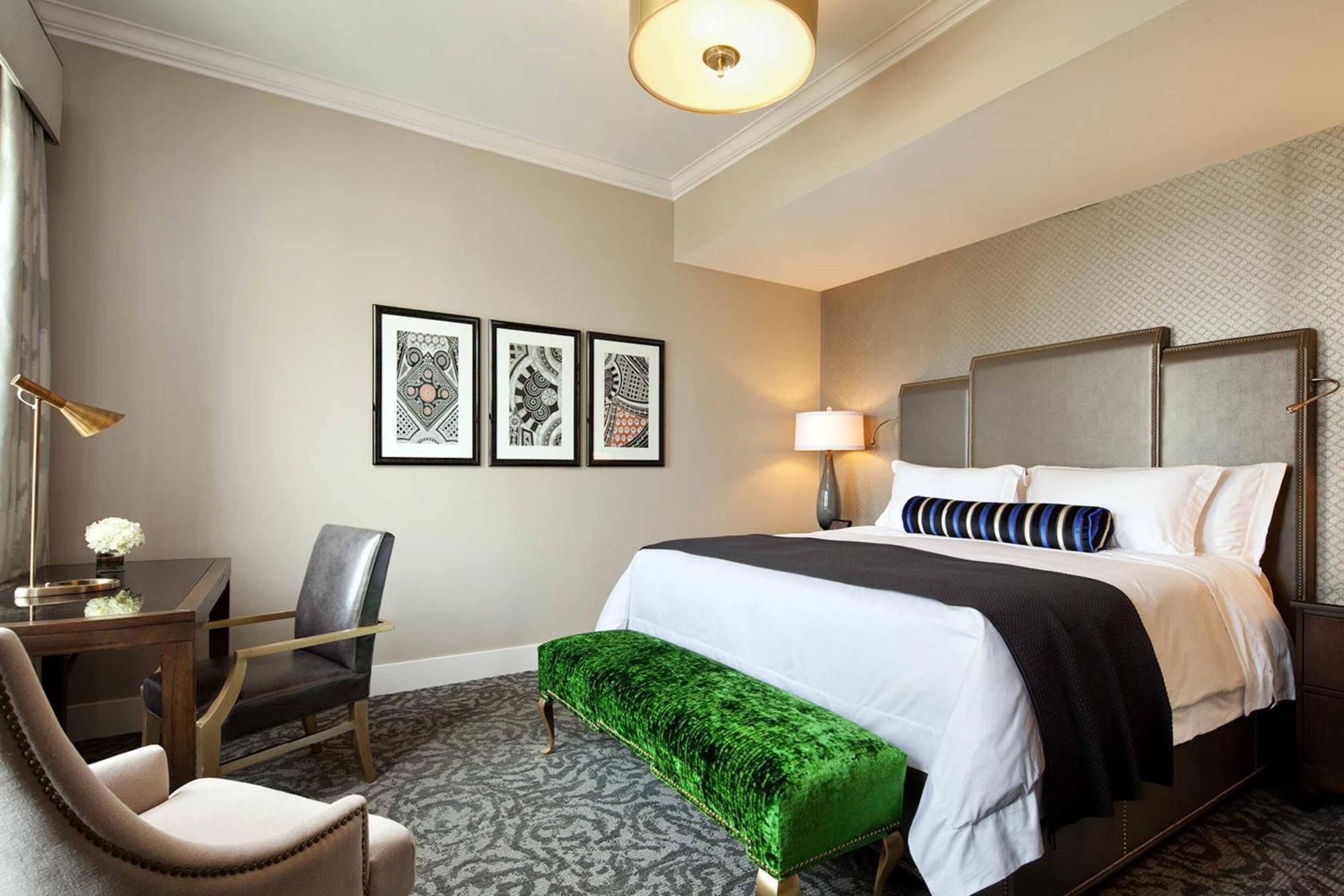Zimmer mit 1 Queensize-Bett und Stadtblick
