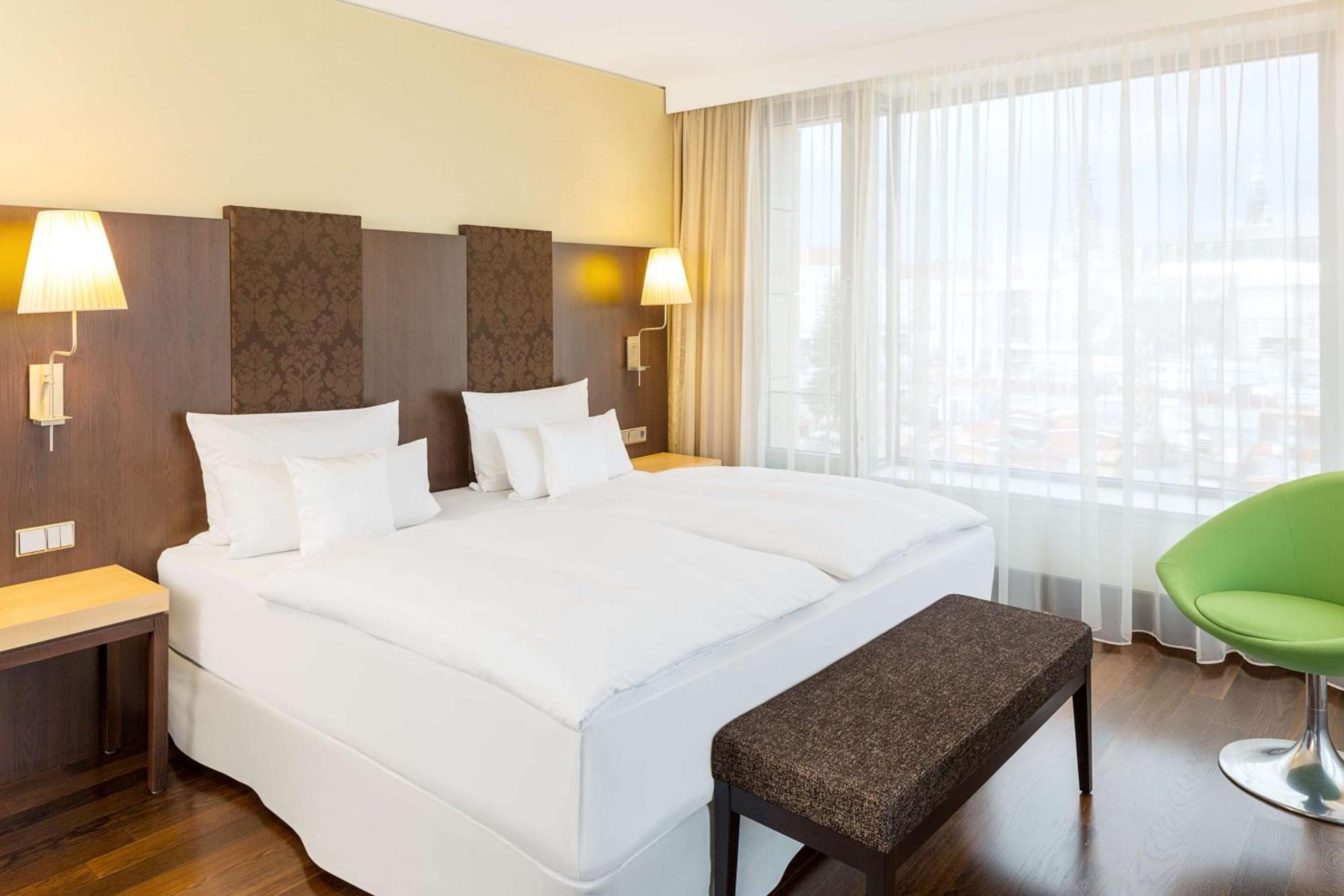 Premium Zimmer mit Kirchenblick
