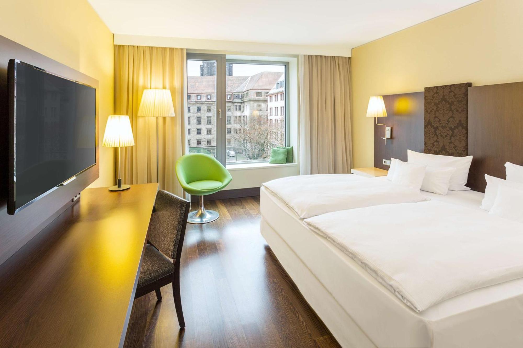 Superior Zimmer mit Kirchenblick