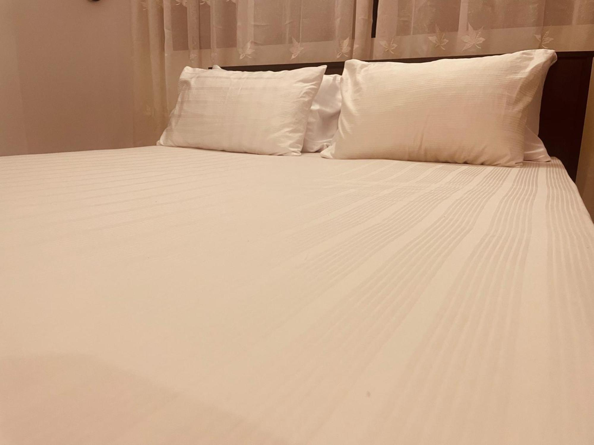 Standard Zimmer mit Kingsize-Bett