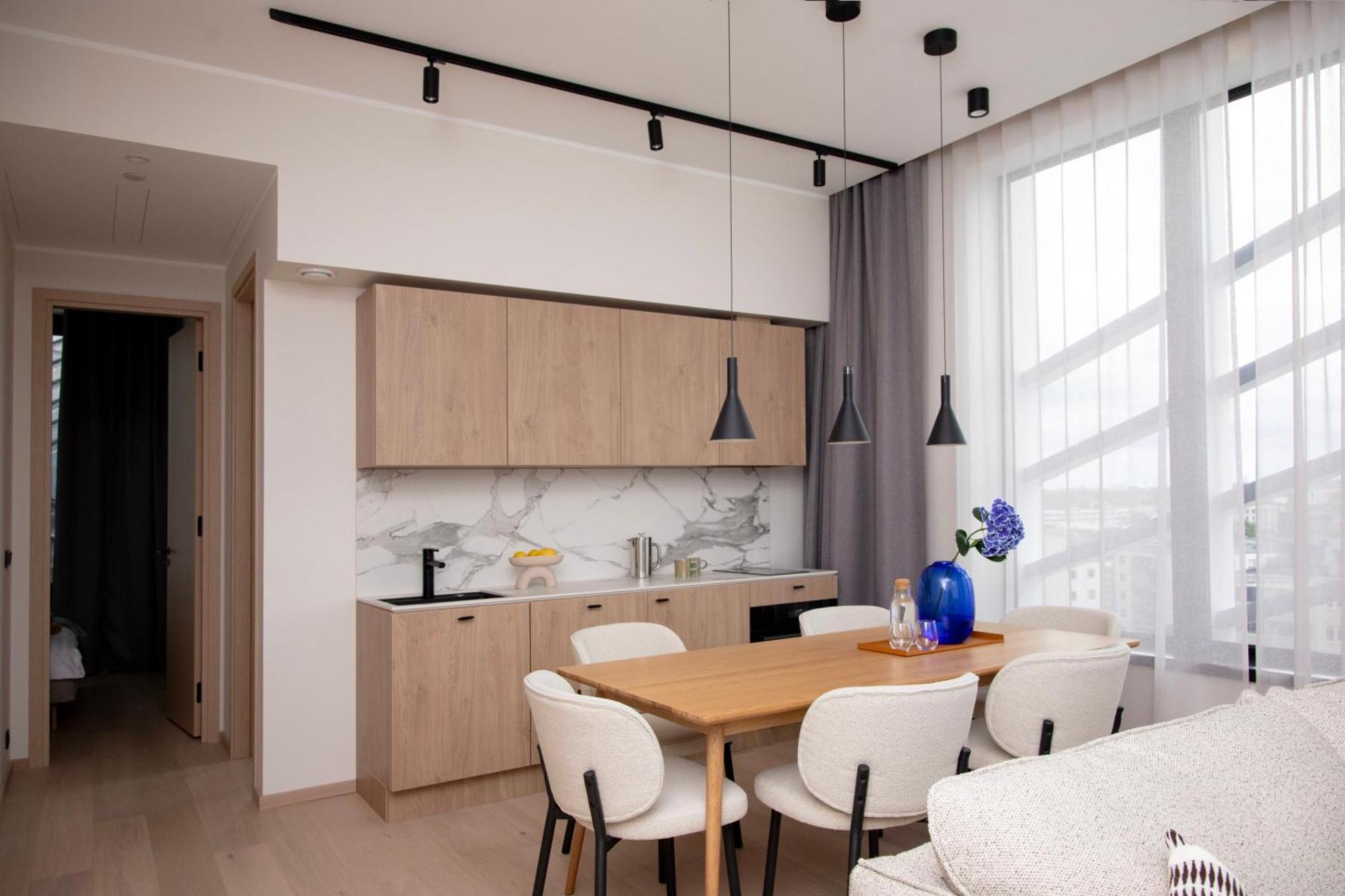 Spacious Apartment with Kitchen - 2 Bedroom