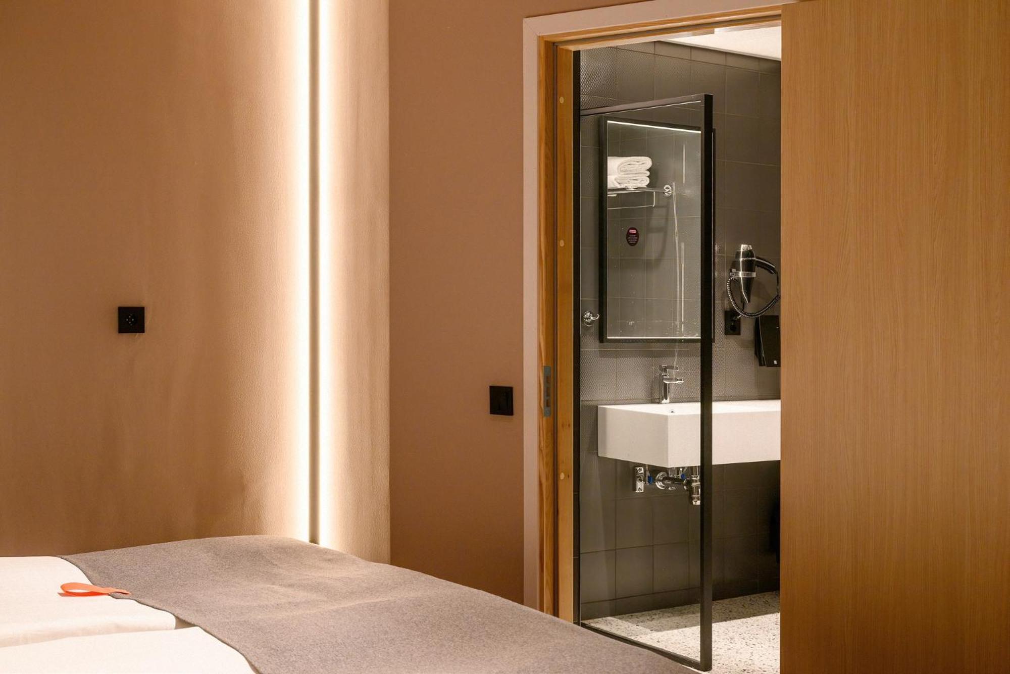 Kleines Doppelzimmer – ohne Fenster