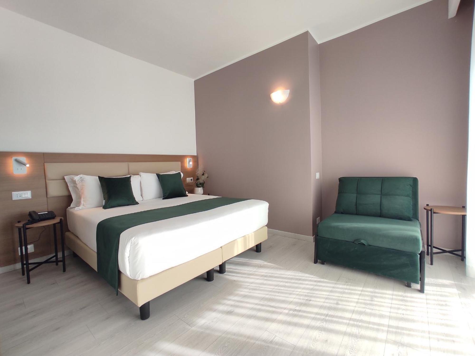 Deluxe Doppel-/Zweibettzimmer mit Balkon
