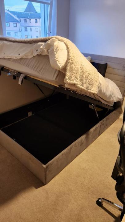 Doppelzimmer mit eigenem externen Bad