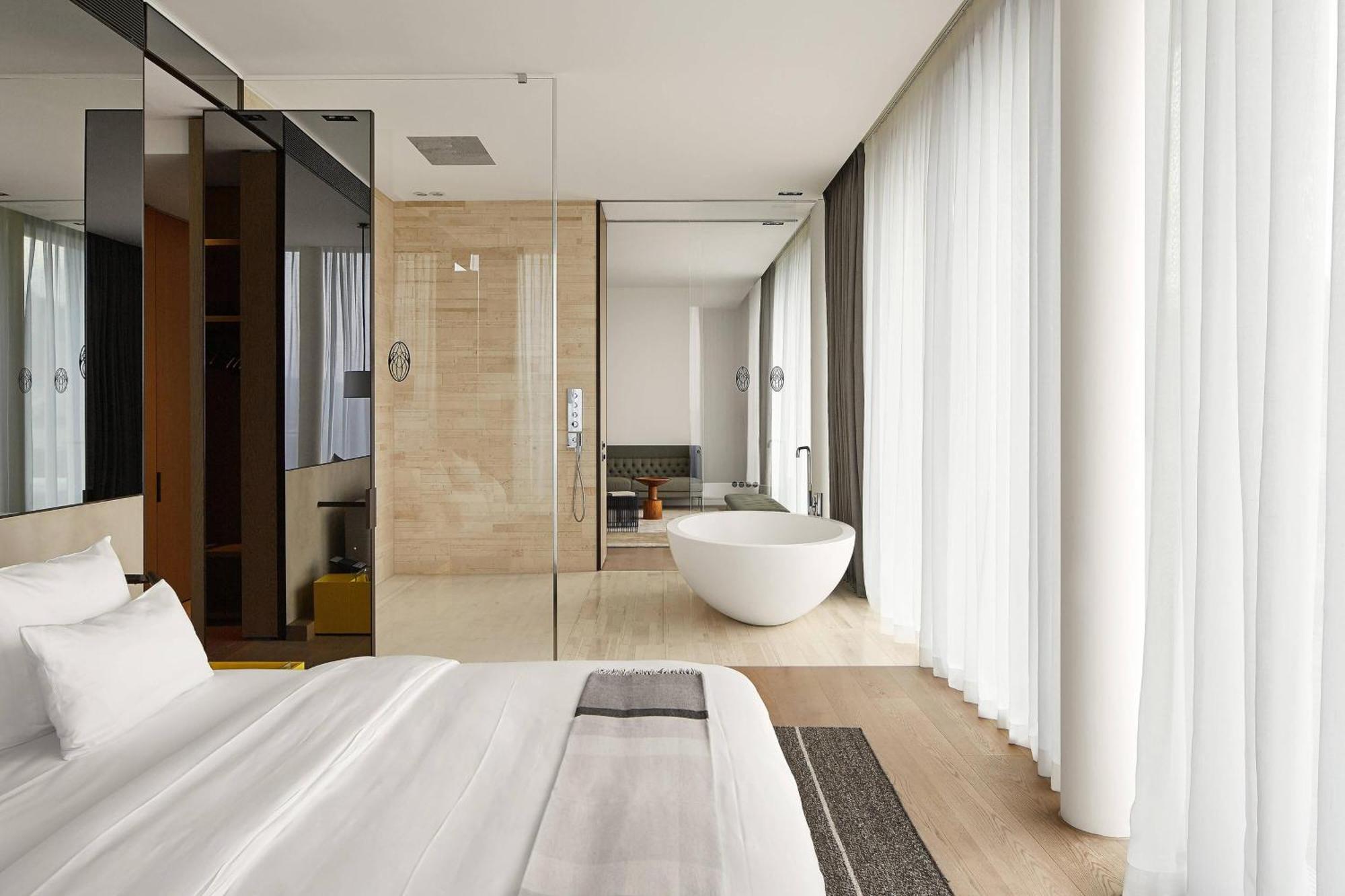 Prestige Suite mit 1 Schlafzimmer, Kingsize-Bett und Balkon – obere Etage