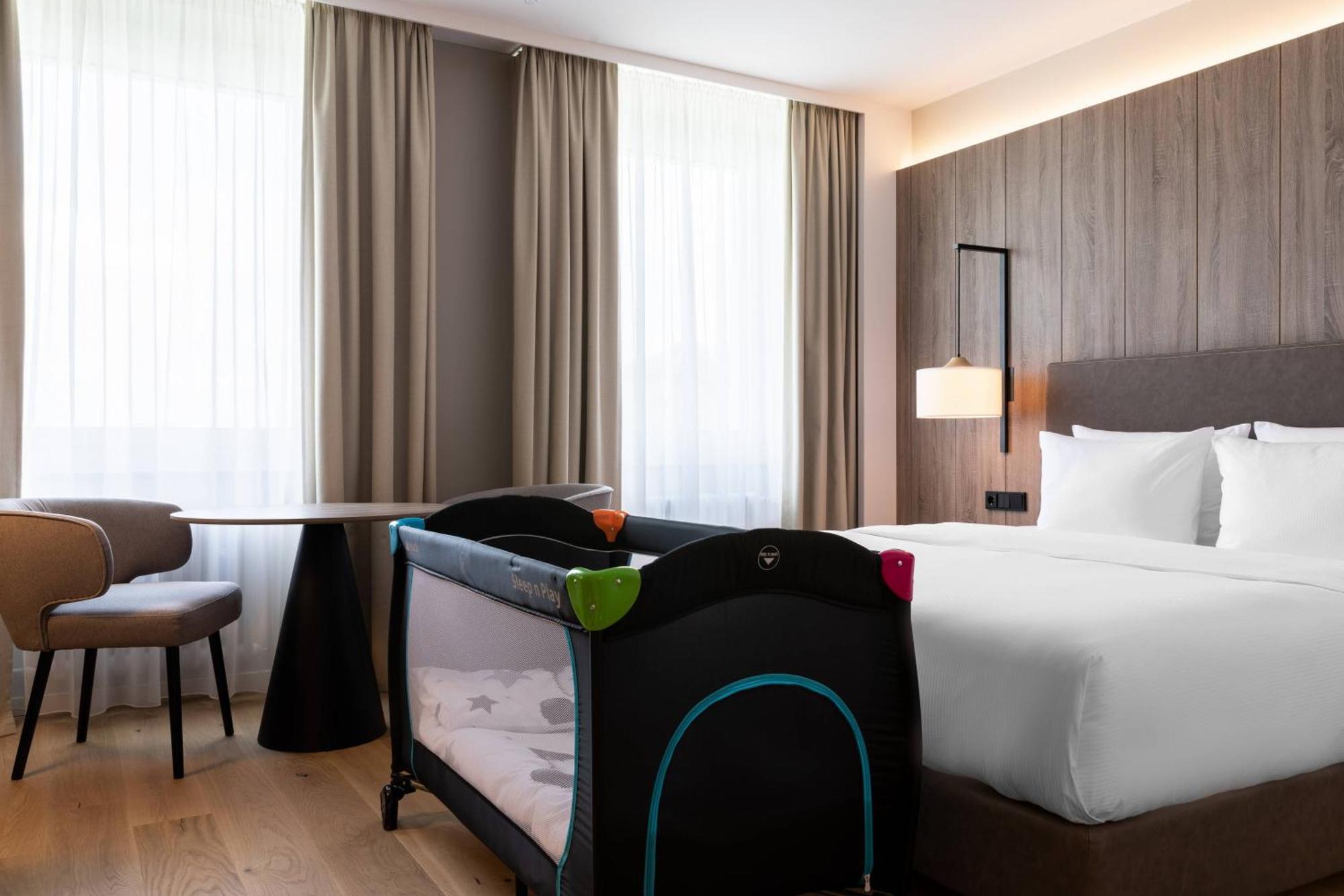 Deluxe Zimmer mit Kingsize-Bett