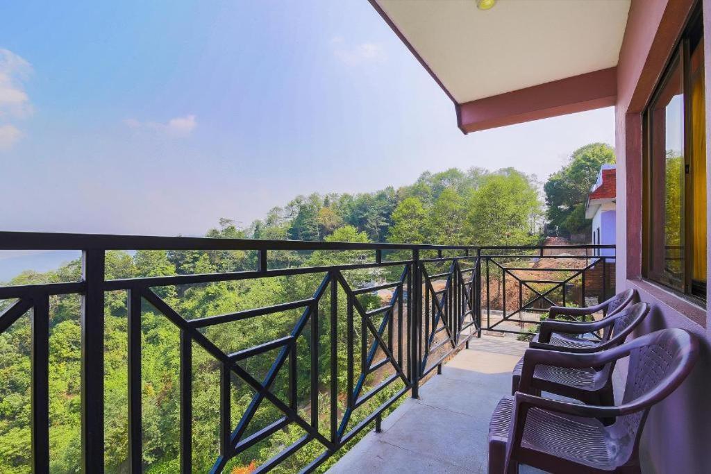 Familienzimmer mit Bergblick