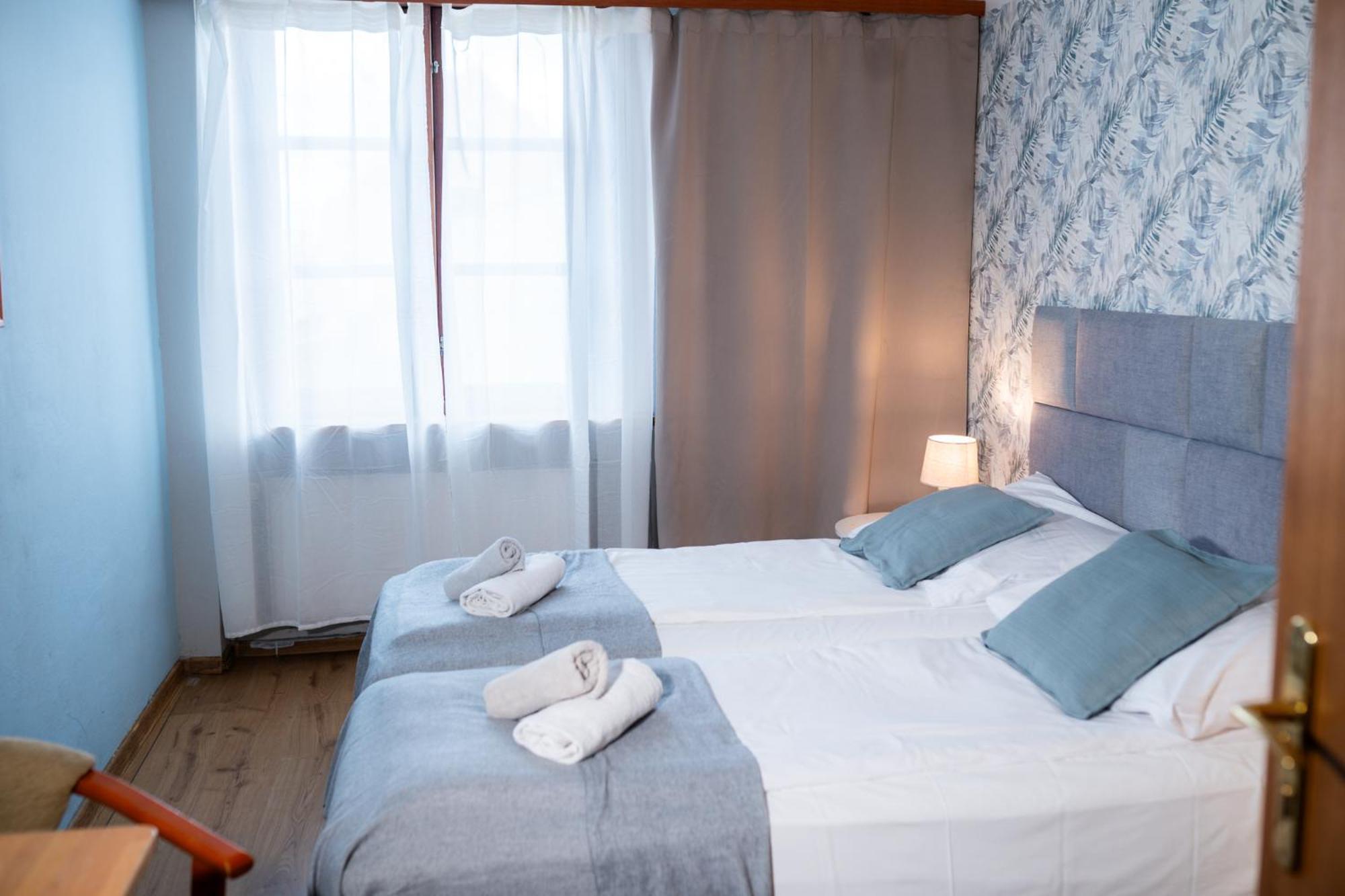Zweibettzimmer mit Gemeinschaftsbad