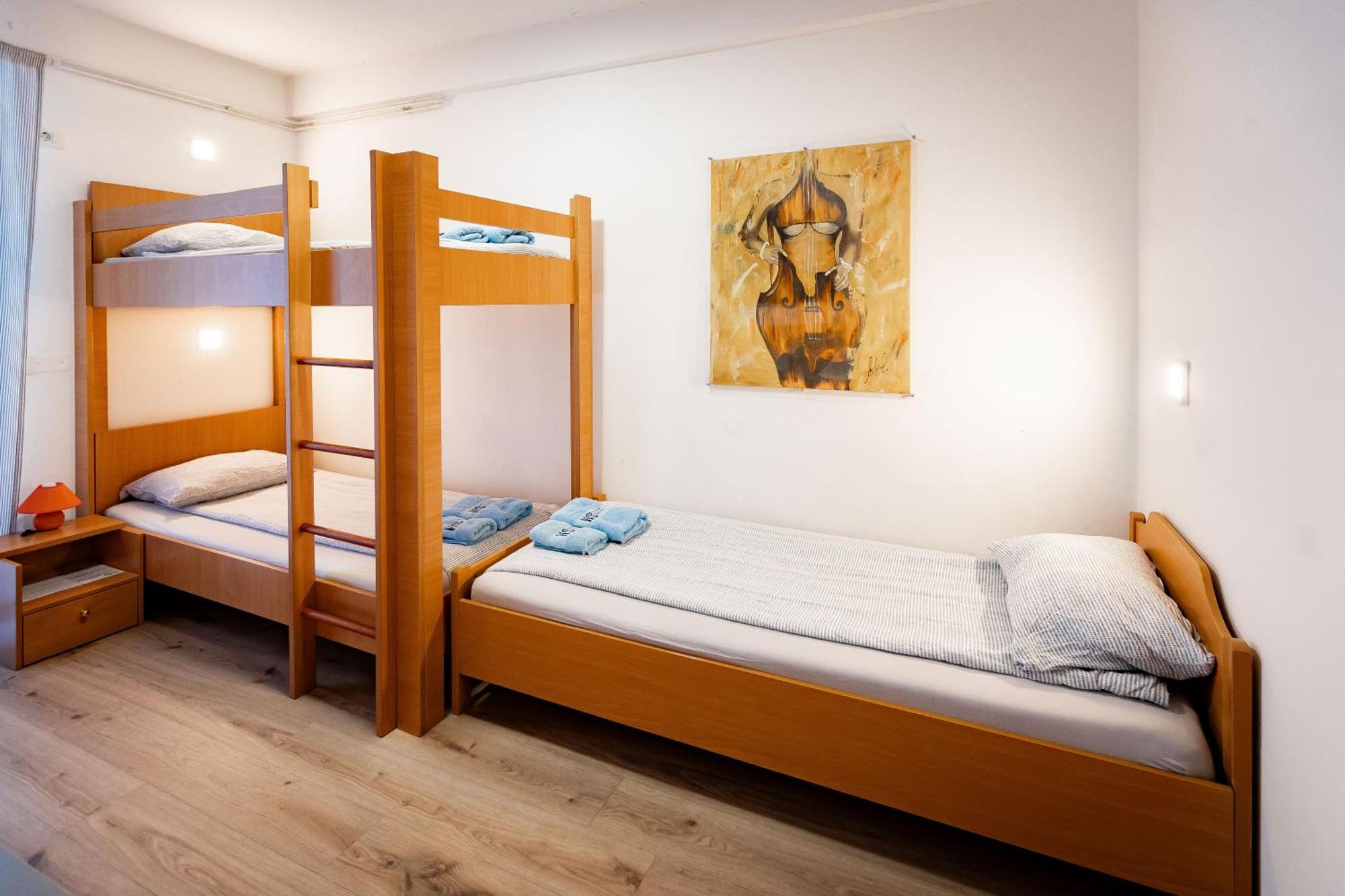 Dreibettzimmer