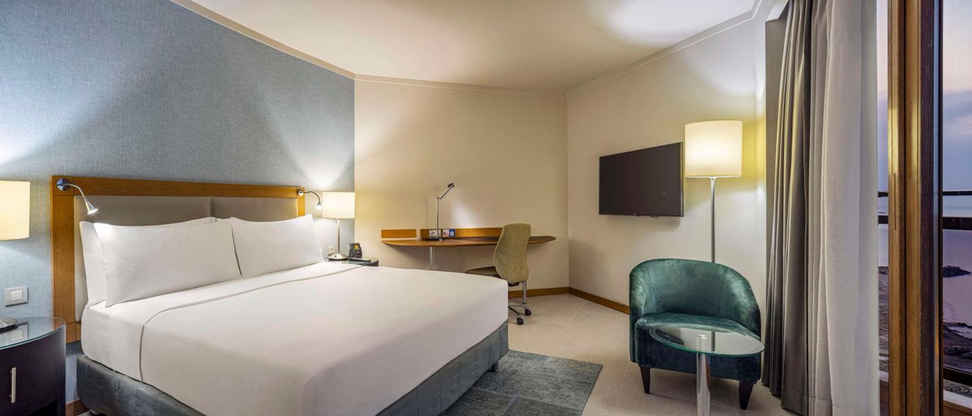 Deluxe Zimmer mit Panoramablick aufs Meer