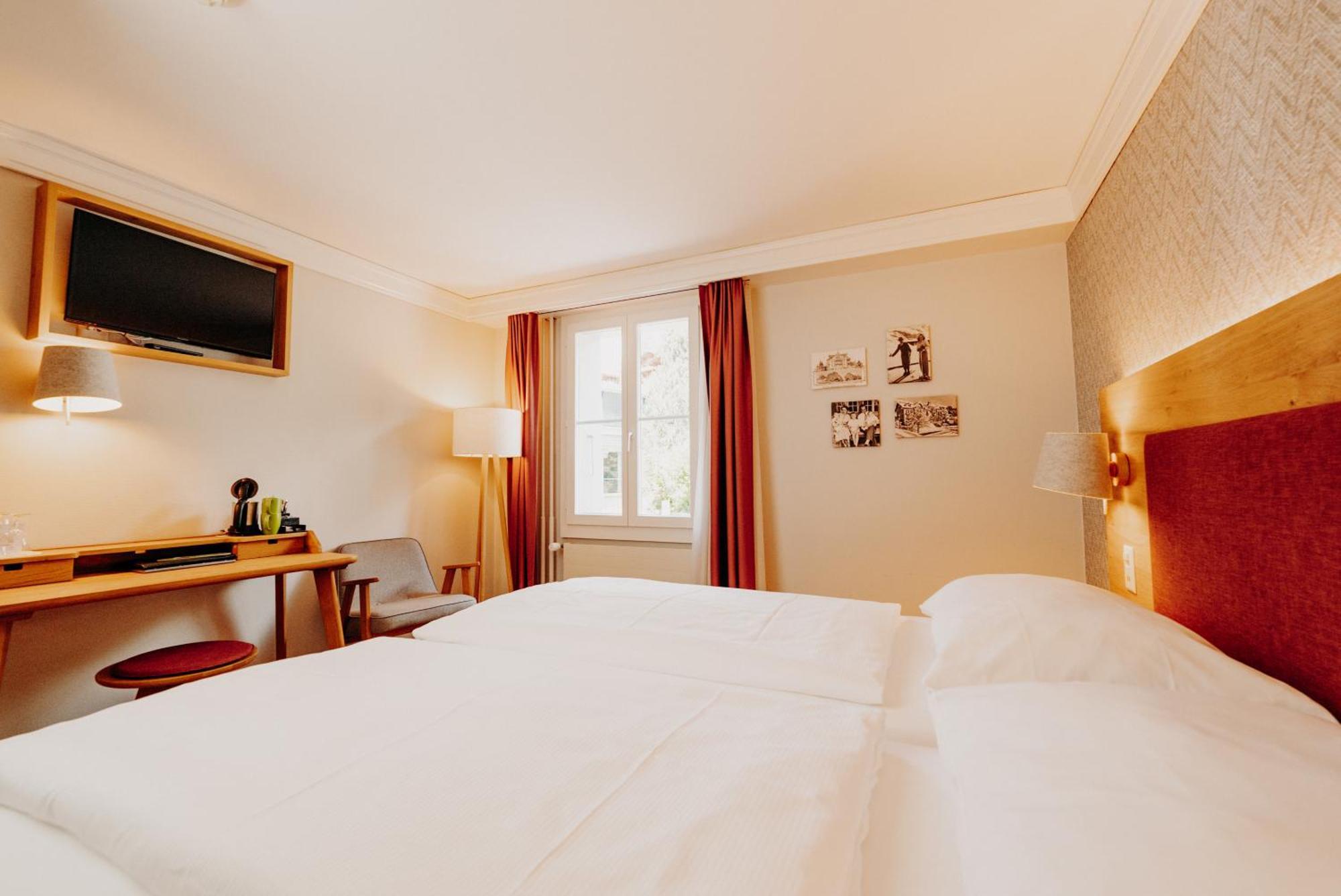 Deluxe Zweibettzimmer mit Gartenblick