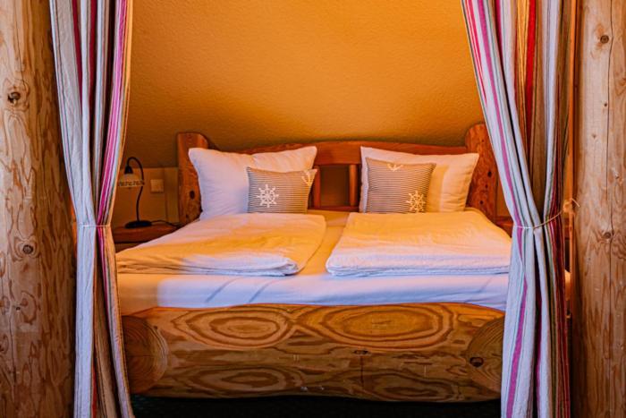 Doppelzimmer mit Gartenblick
