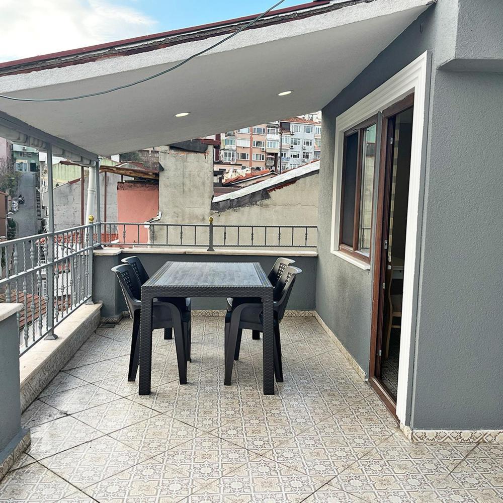 Studio mit Terrasse