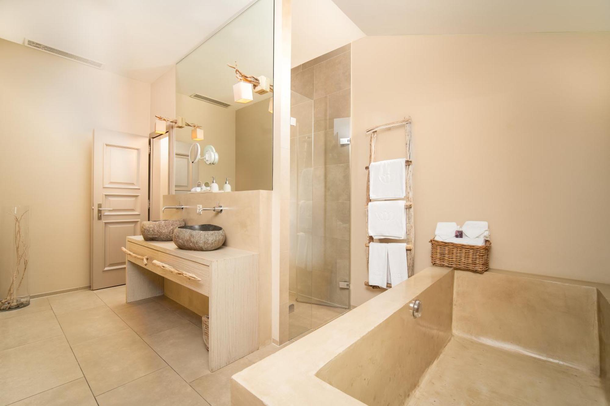 Doppelzimmer mit Balkon