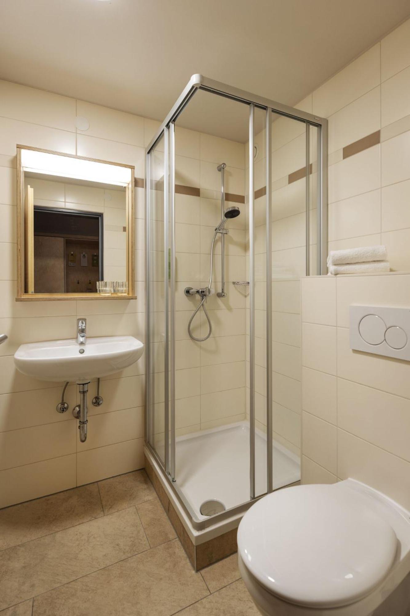 Doppelzimmer mit Balkon