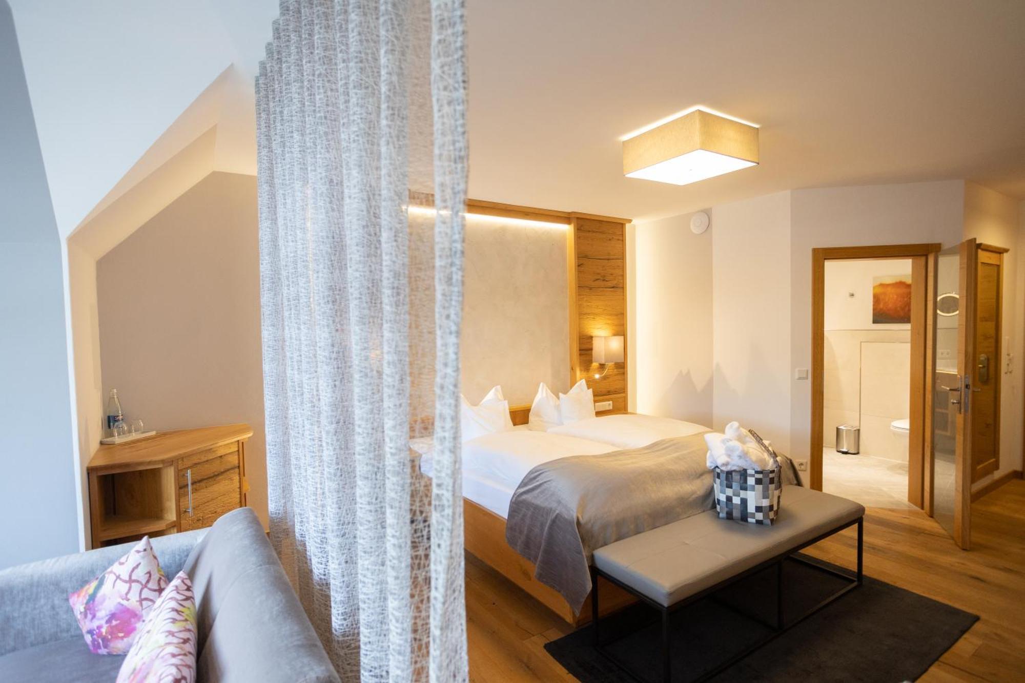 Großes Doppelzimmer