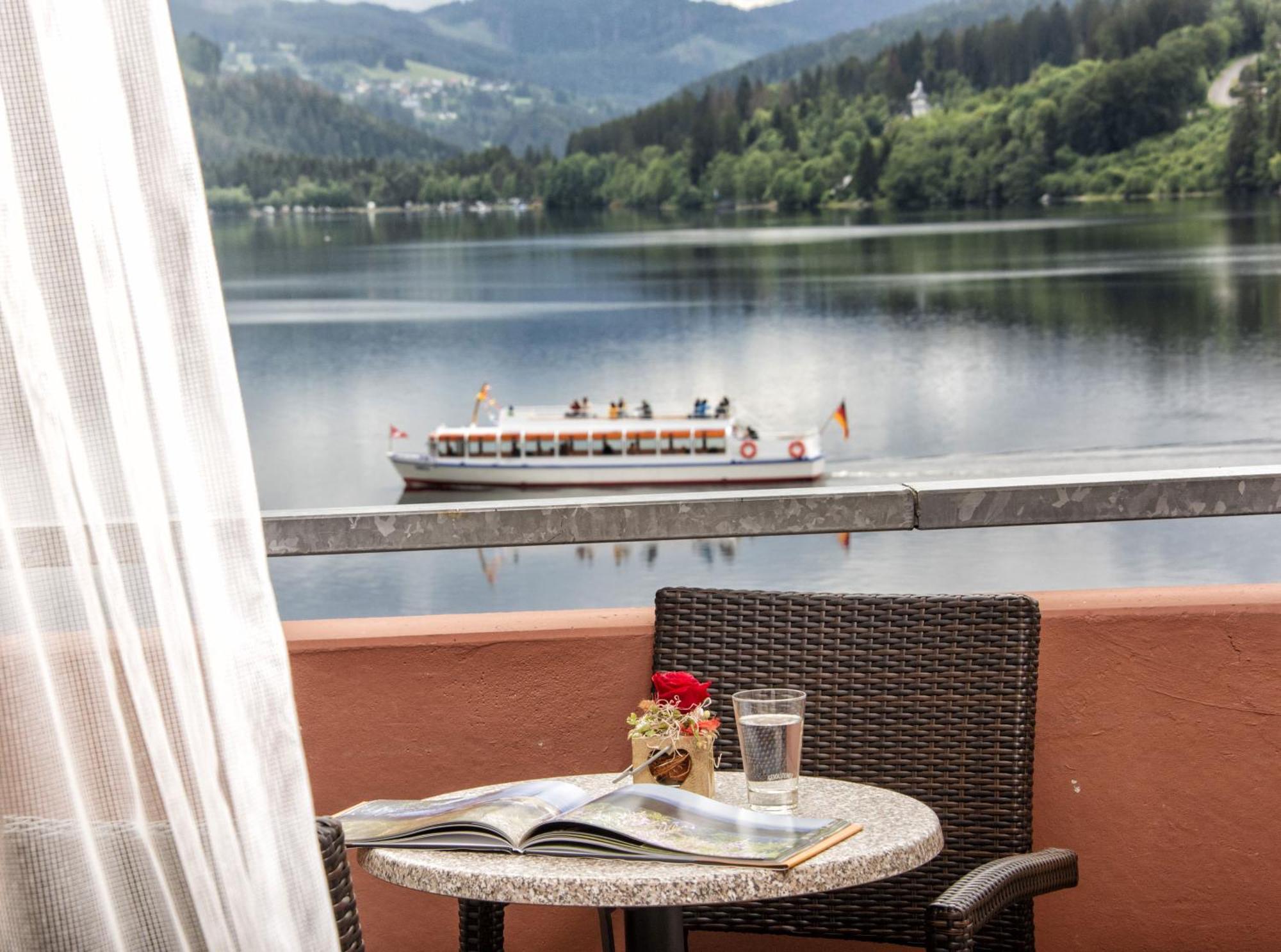 Superior Plus Doppelzimmer mit Balkon und Seeblick