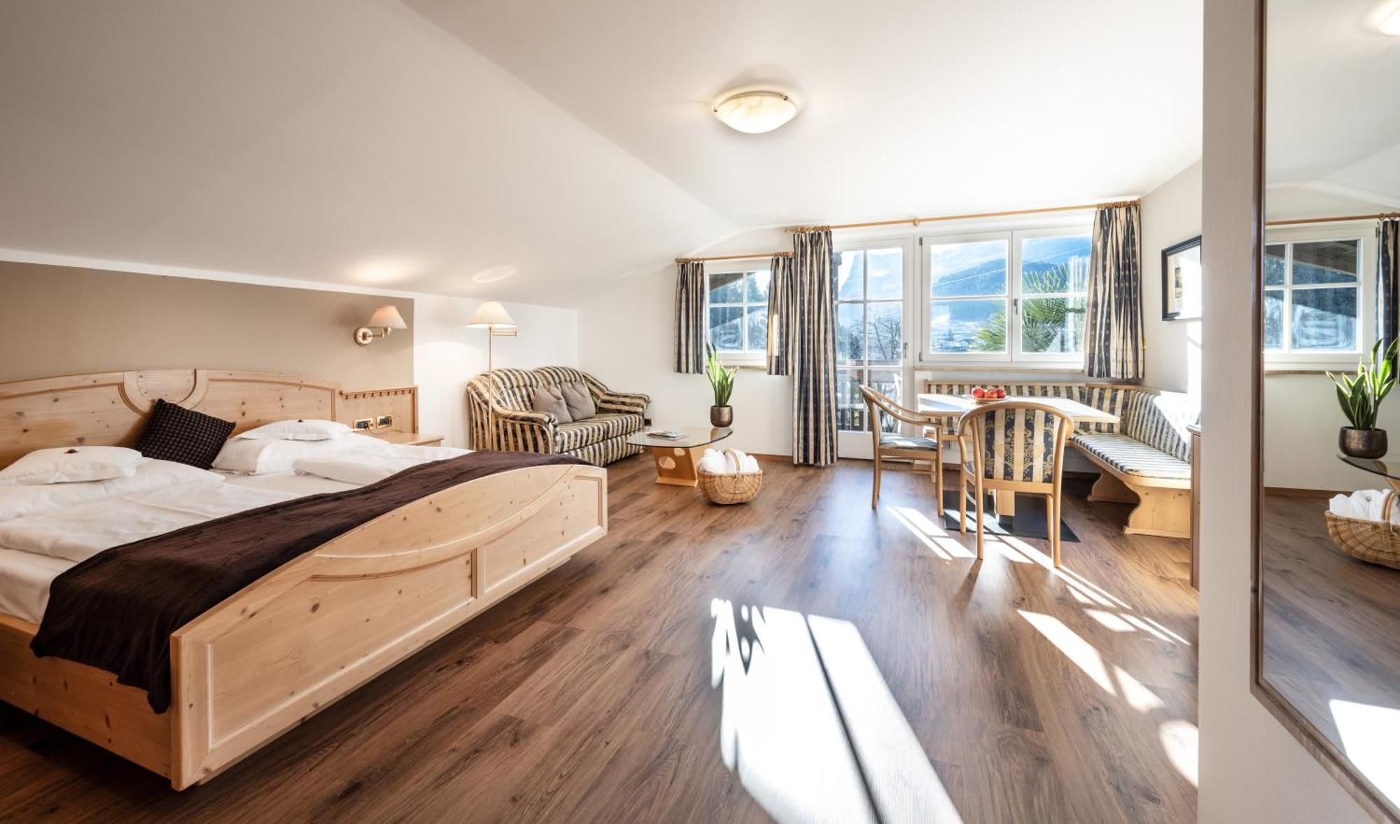 Studio mit Balkon