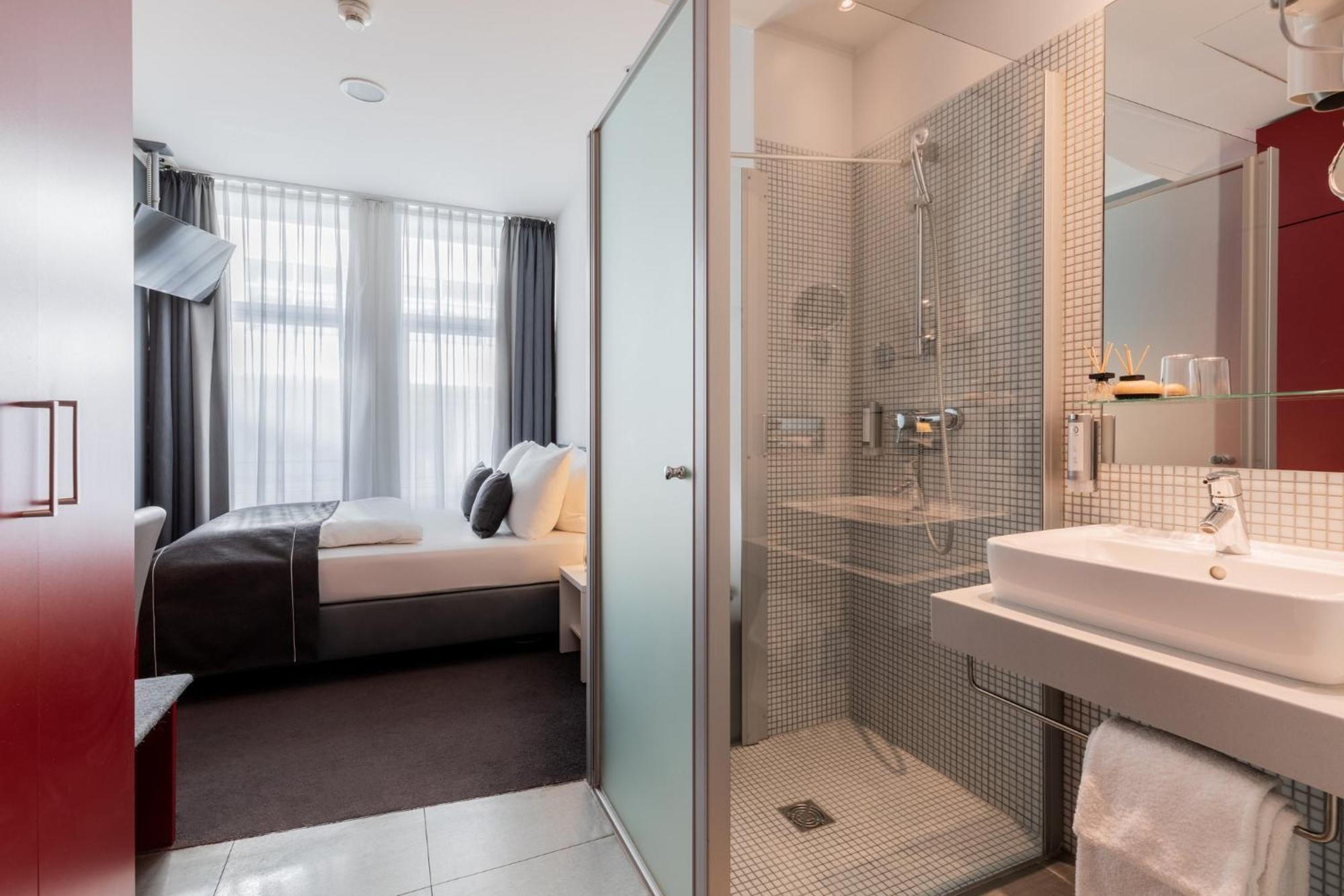 Standard Zimmer mit 2 Einzelbetten
