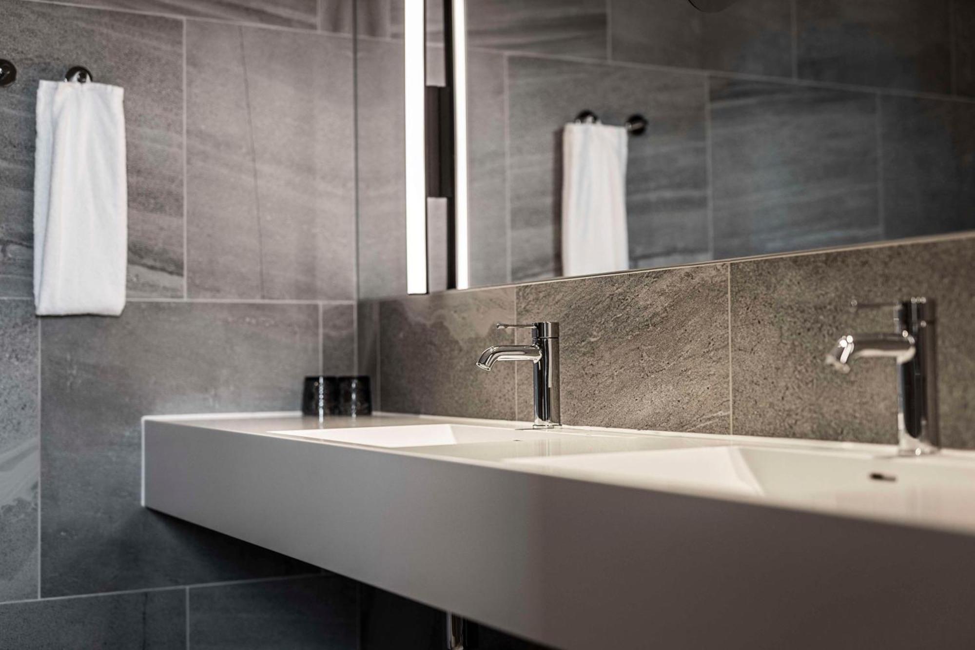 Executive Suite – Wellnessbereich und Poolzugang nicht inbegriffen