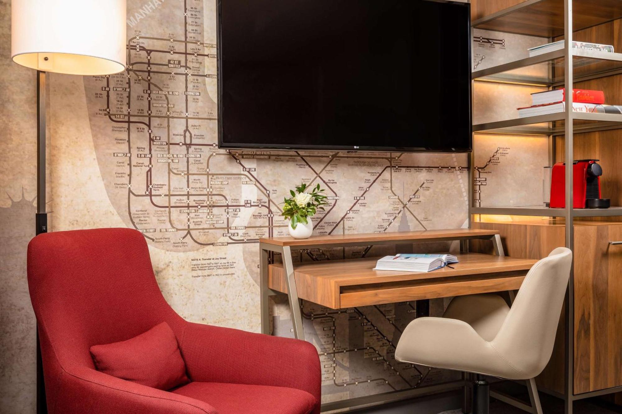 Premium Doppel- oder Zweibettzimmer mit Stadtblick und Zustellbett