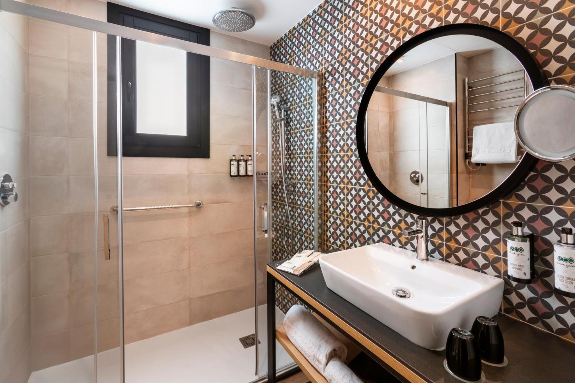 Superior Doppel- oder Zweibettzimmer mit Terrasse und Pool