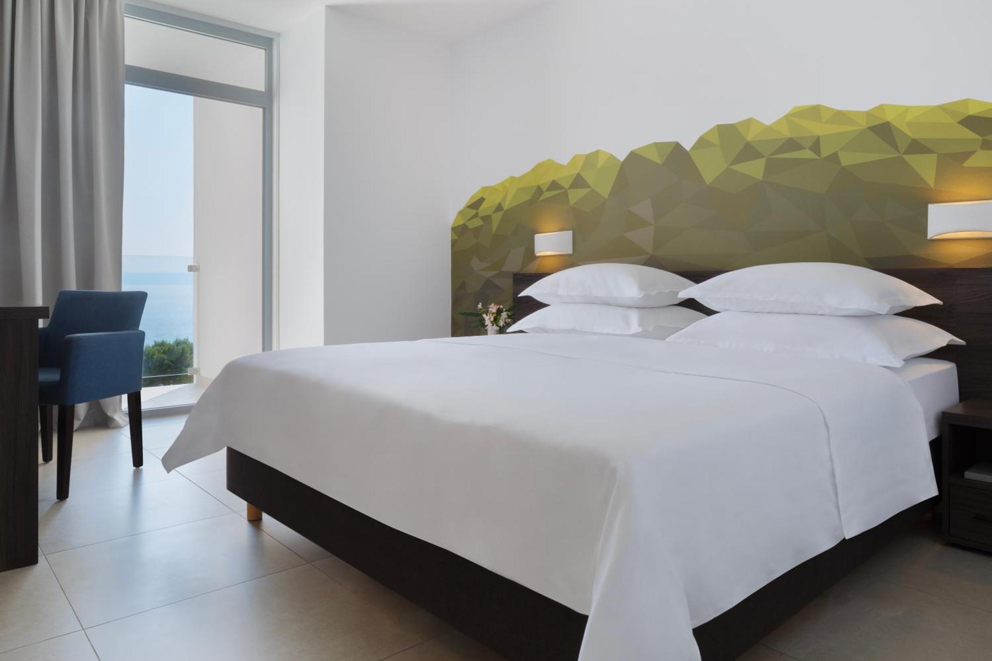 Standard Doppelzimmer zur Meerseite mit Balkon