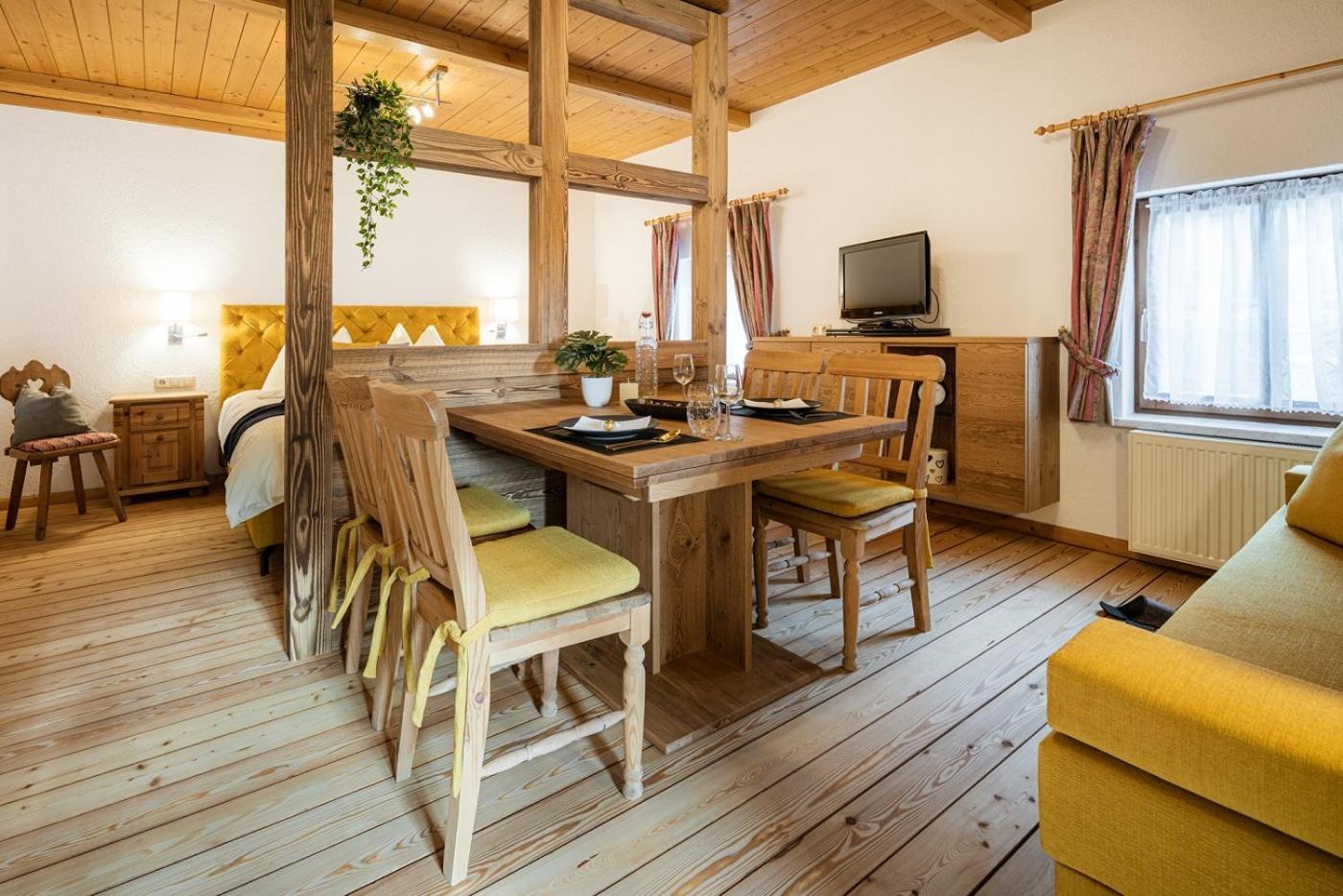 Apartment mit 1 Schlafzimmer und Balkon