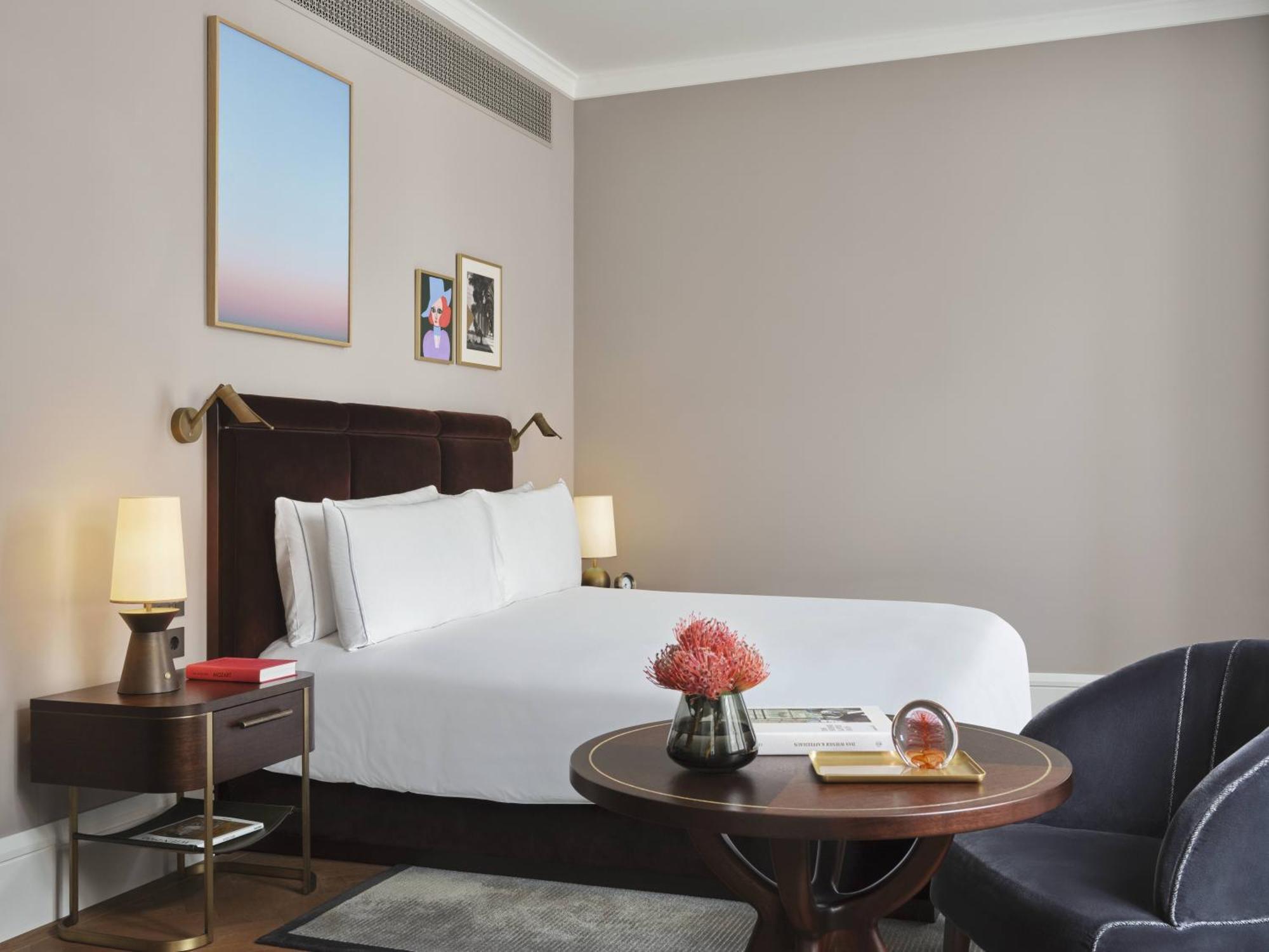 Deluxe Zimmer mit Kingsize-Bett