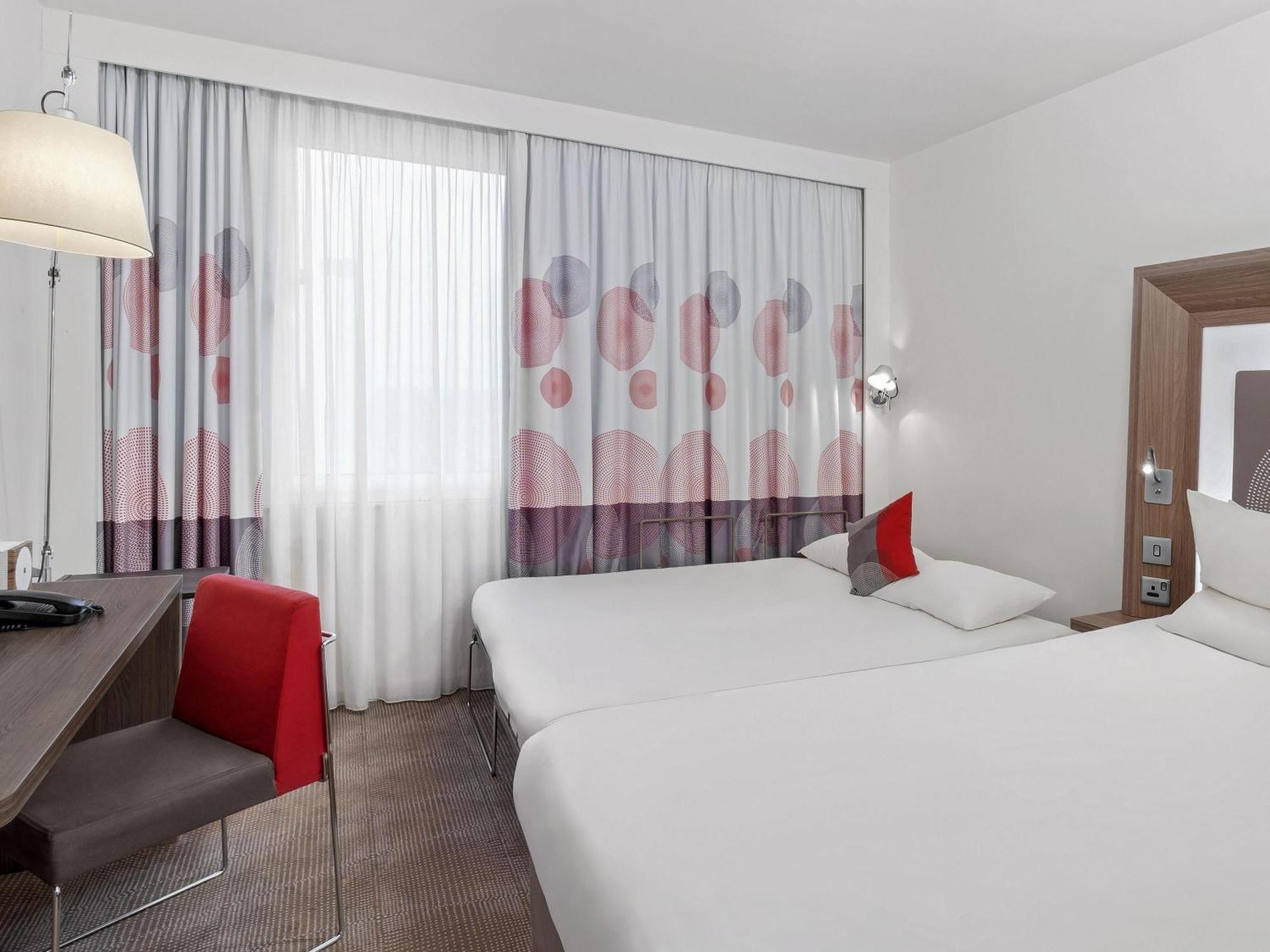 Standard Zimmer mit 1 Queensize-Bett und Schlafsofa