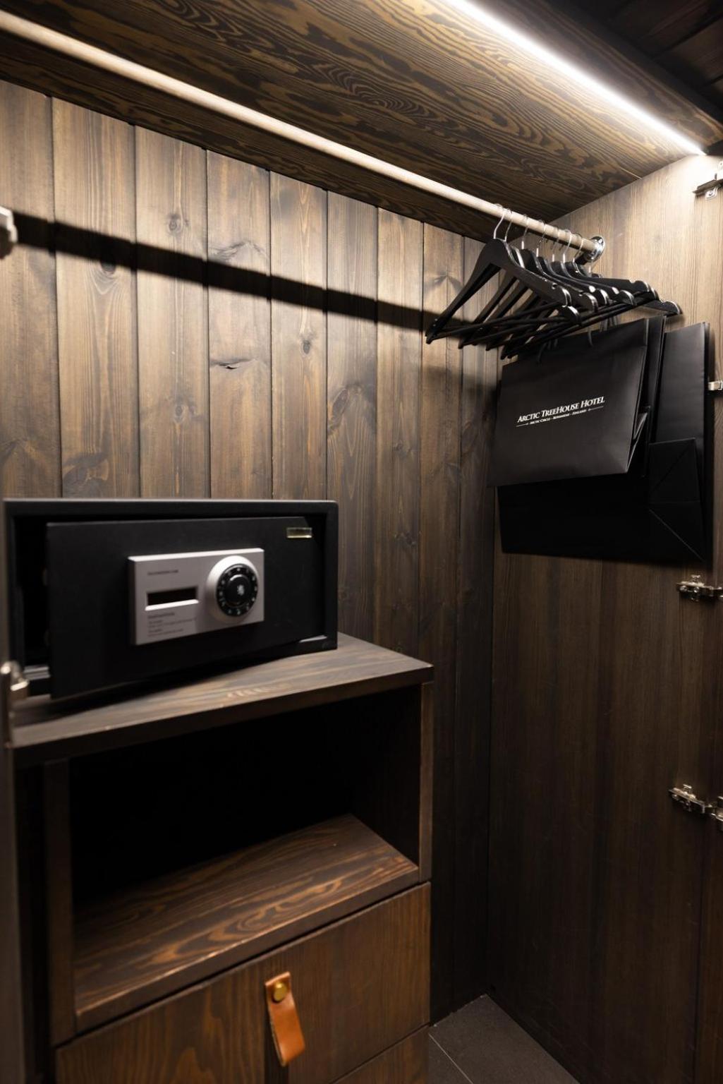 Zweibettzimmer mit Blick