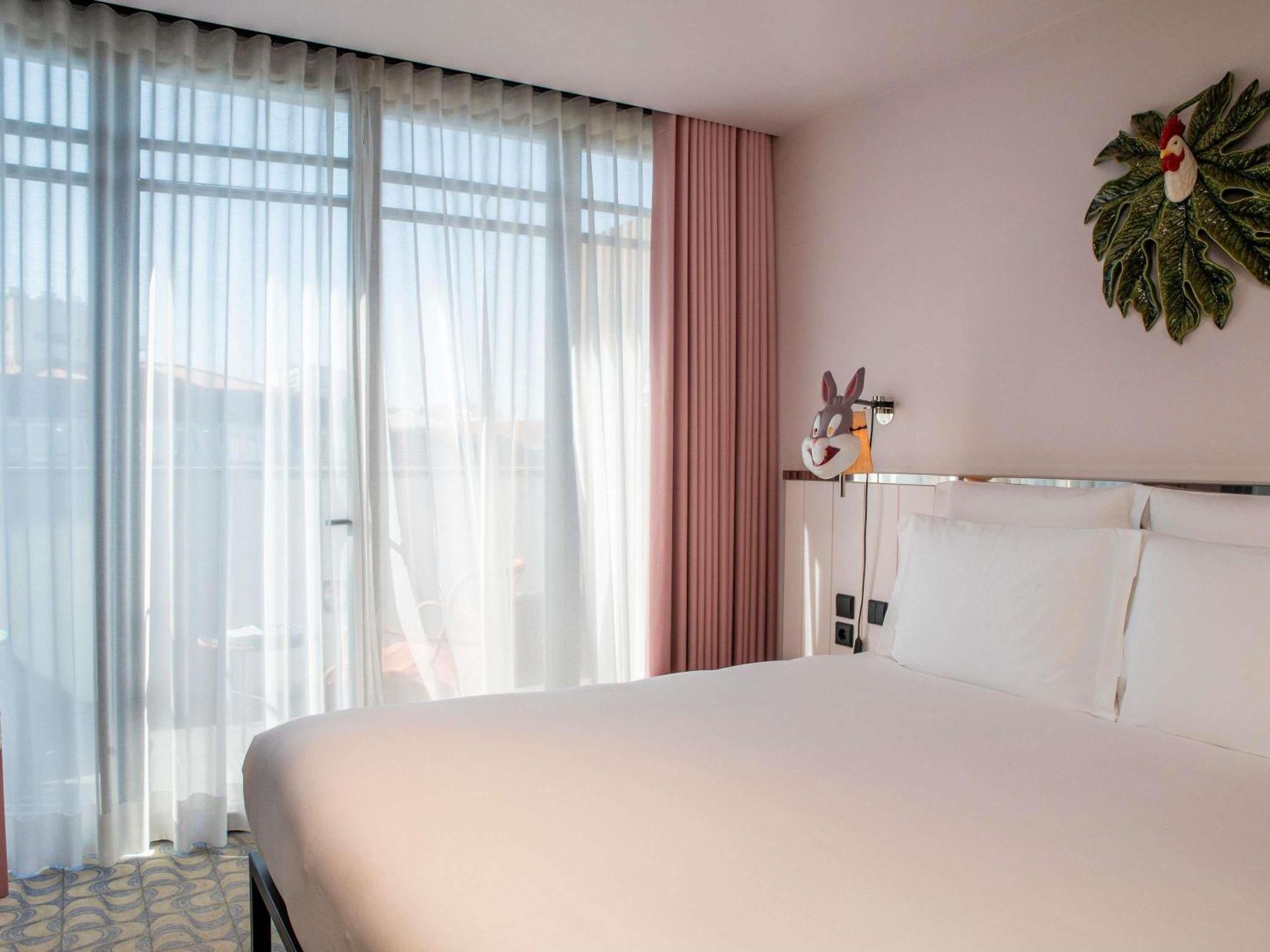 MEDIUM MAMA Doppelzimmer mit Terrasse