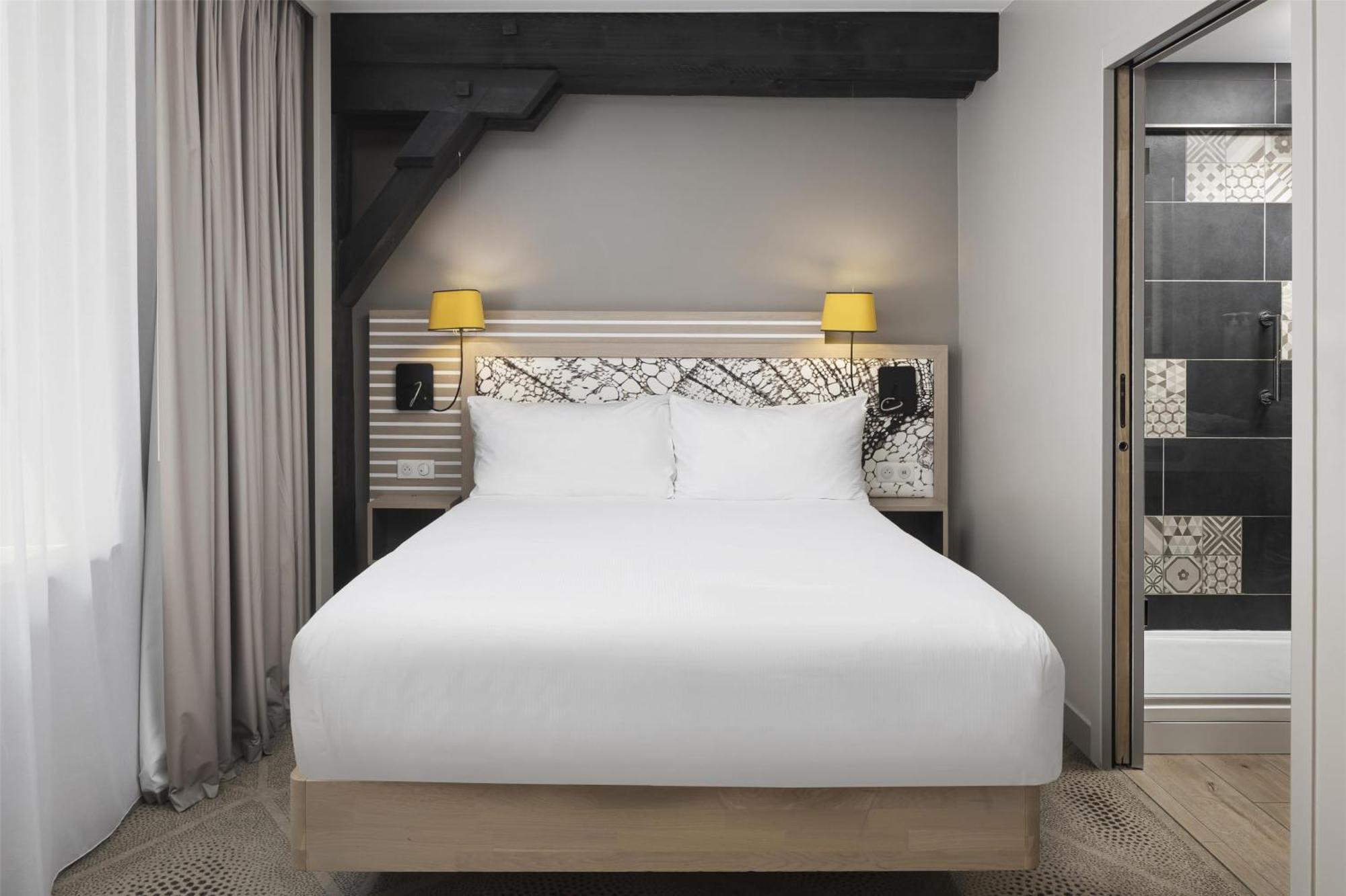 Zimmer mit Queensize-Bett