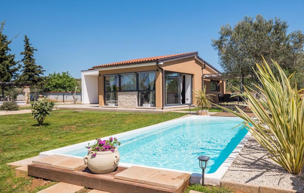 Villa mit privatem Pool